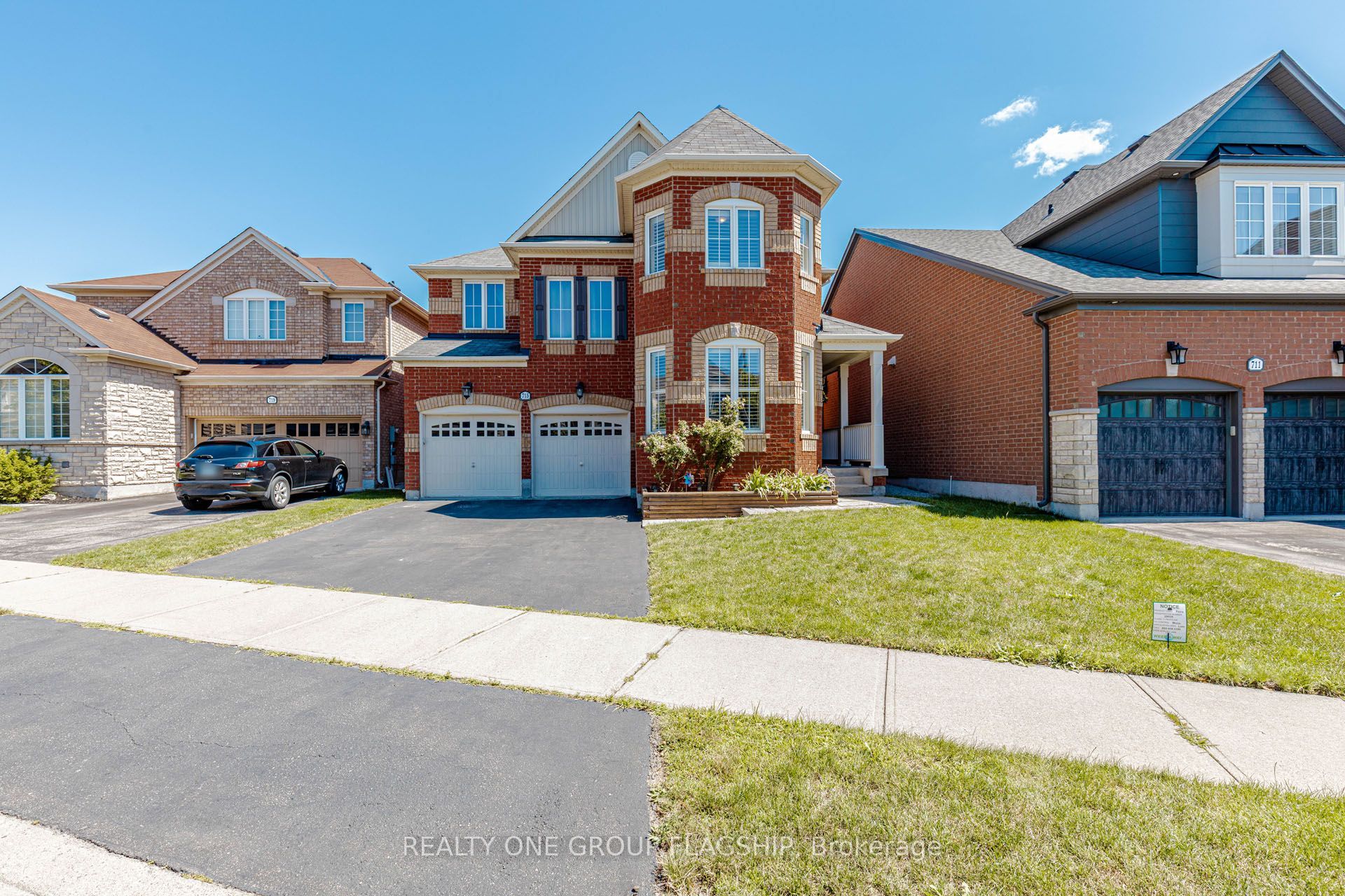 715 Casarin Crescent, Milton, ON L9T 2W3