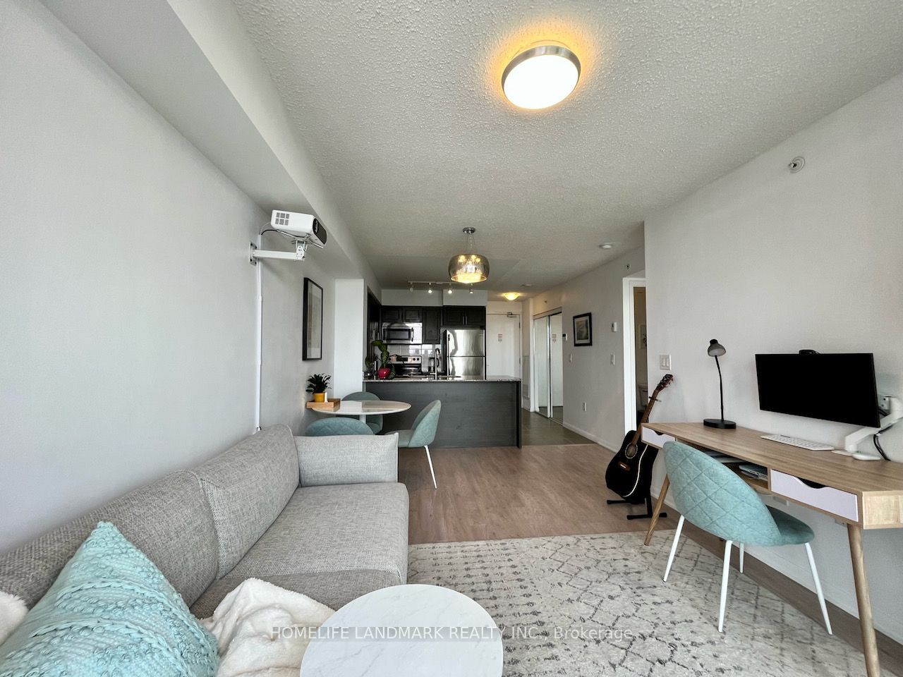 800 Lawrence Avenue W 915, Toronto, ON M6A 0B1 photo 4