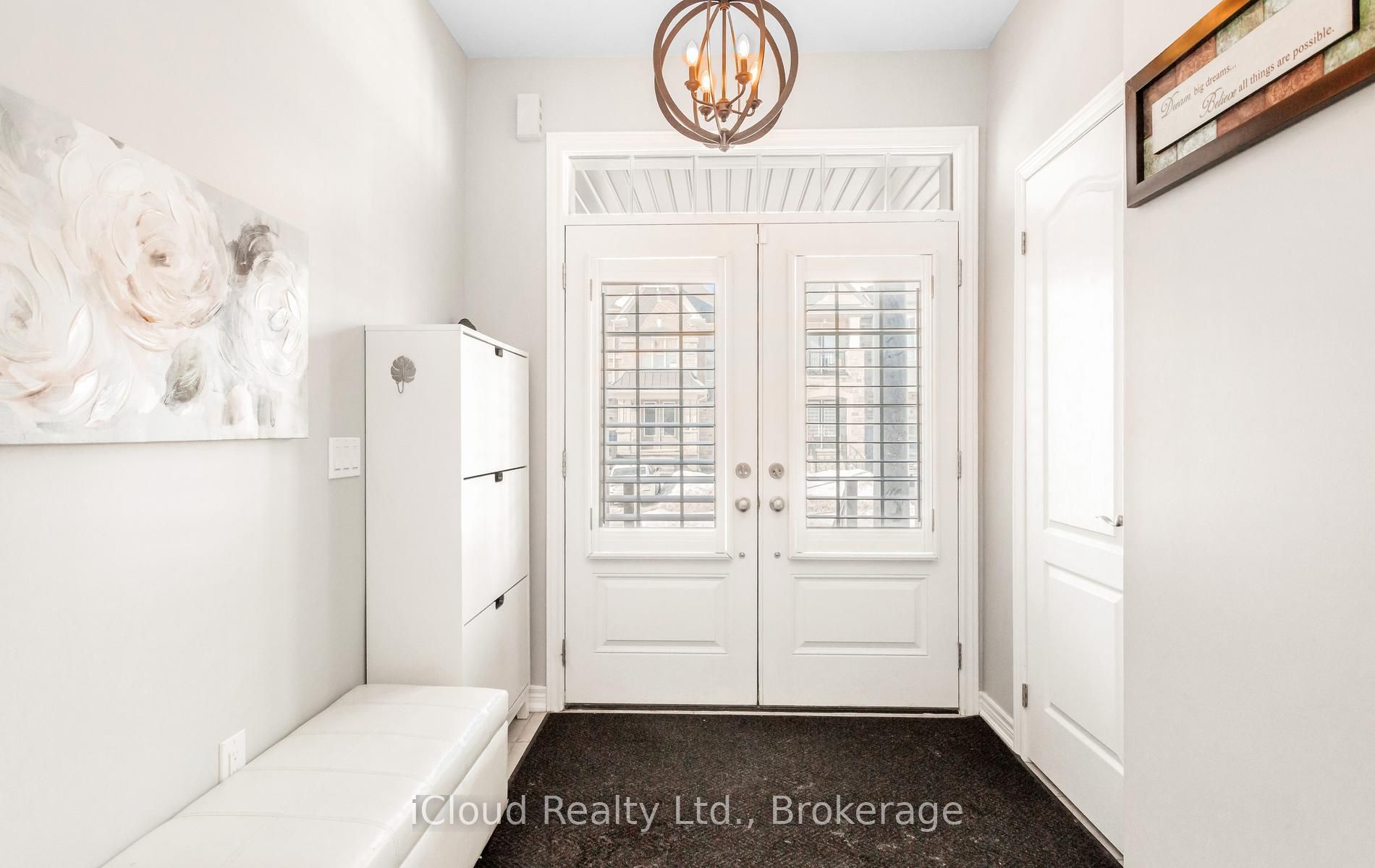 65 Stowmarket Street N, Caledon, ON L7C 4B1 photo 3