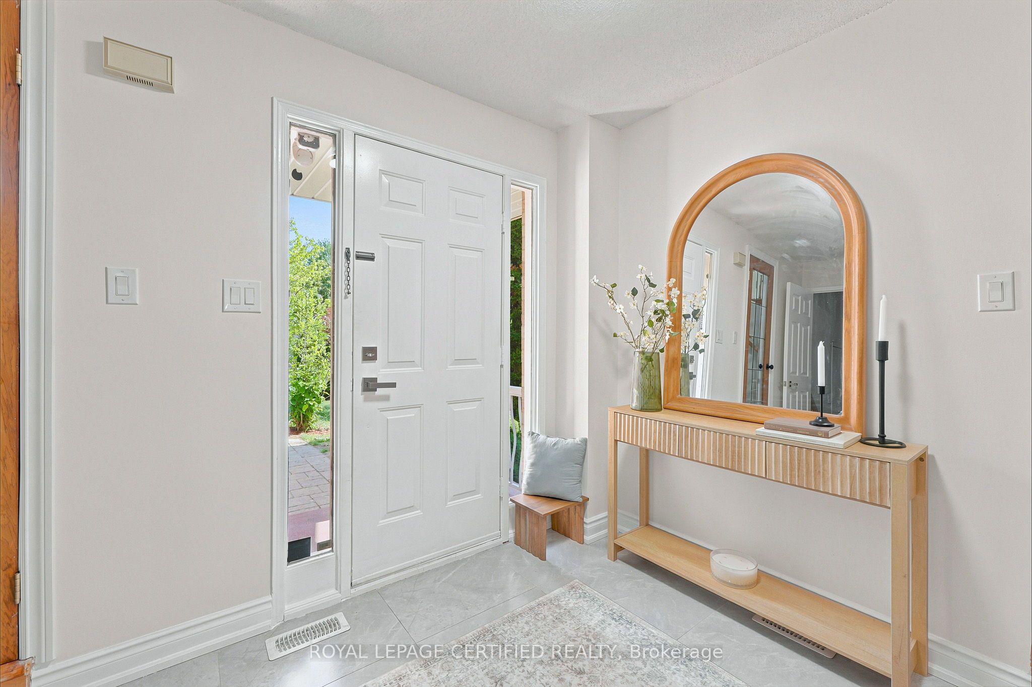 3135 Shadetree Drive, Mississauga, ON L5N 6P3 photo 4