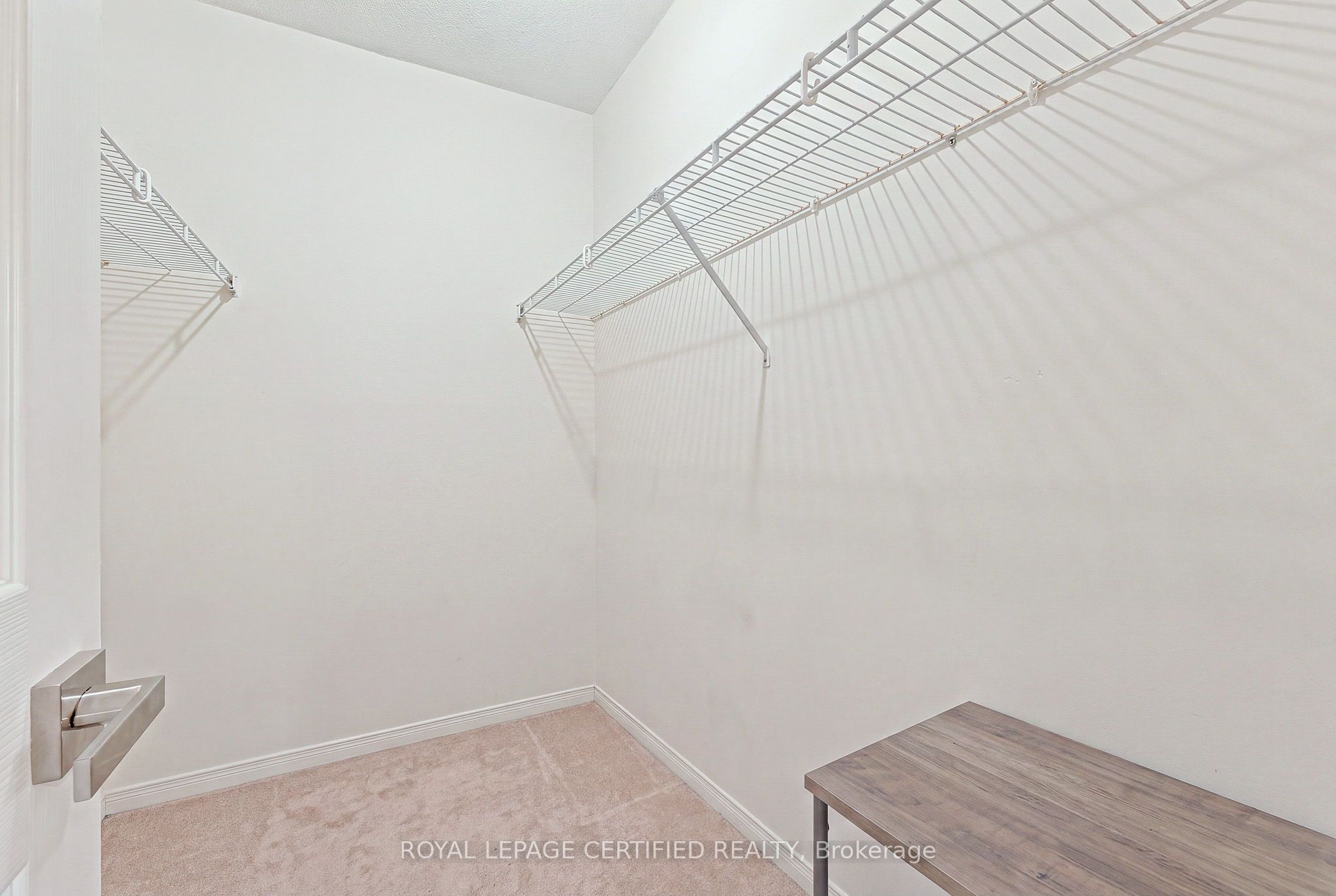 3135 Shadetree Drive, Mississauga, ON L5N 6P3 photo 5
