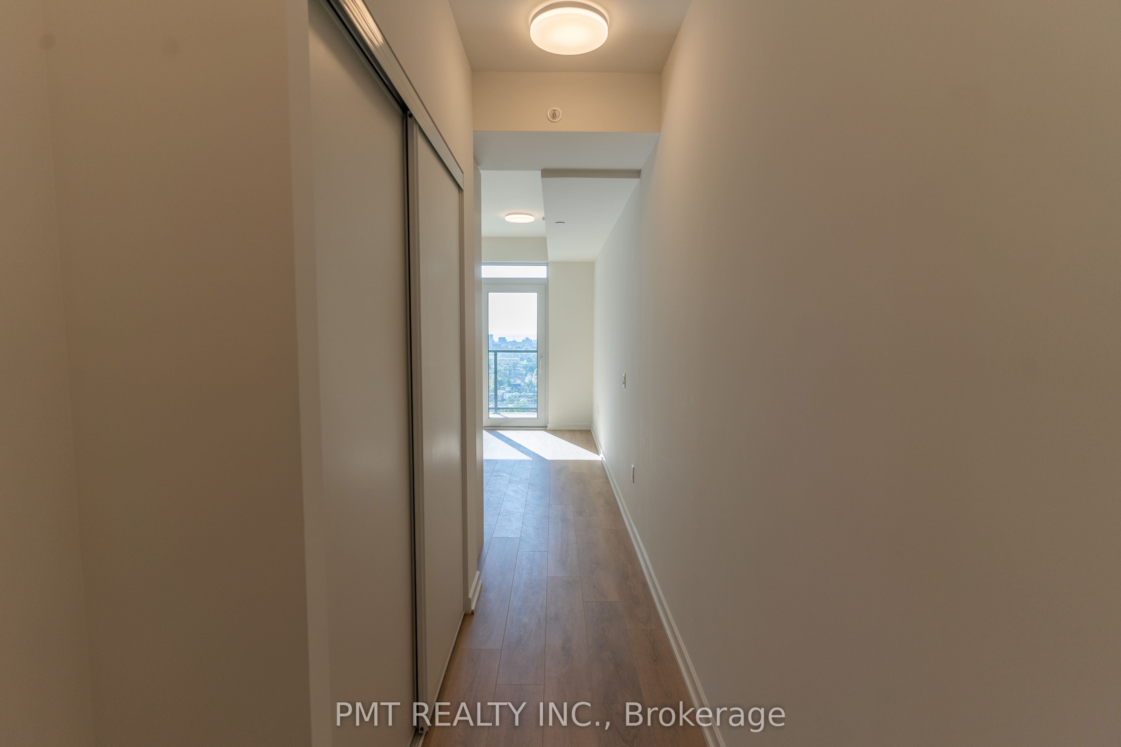 1285 Dupont Street 2001, Toronto, ON M6H 0E3 photo 2