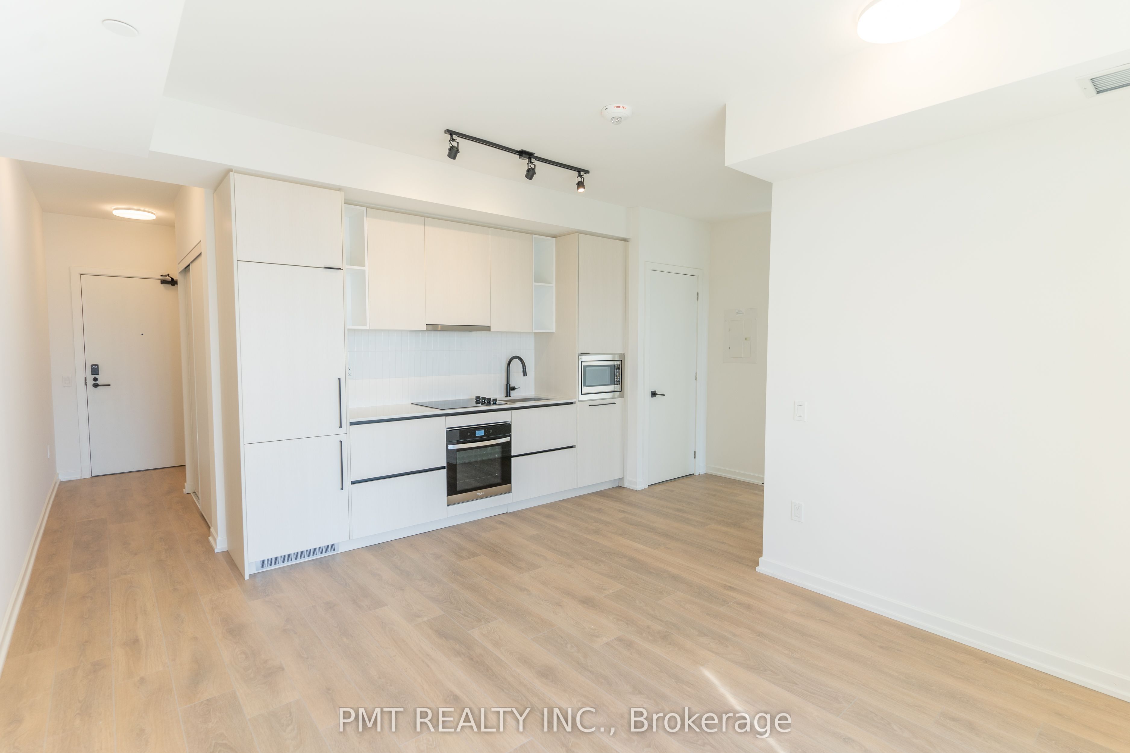 1285 Dupont Street 2001, Toronto, ON M6H 0E3 photo 3
