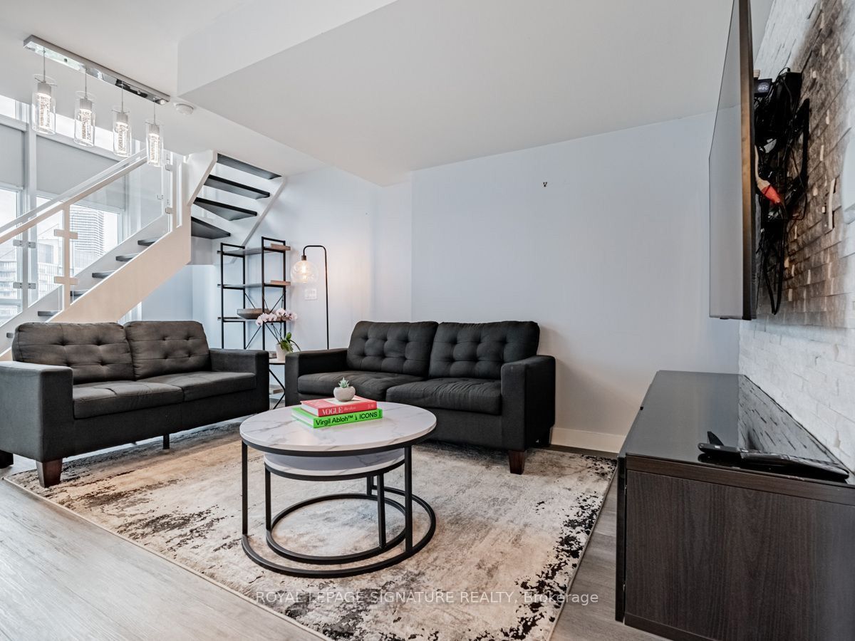 155 Legion Road N 2314, Toronto, ON M8Y 0A7 photo 5
