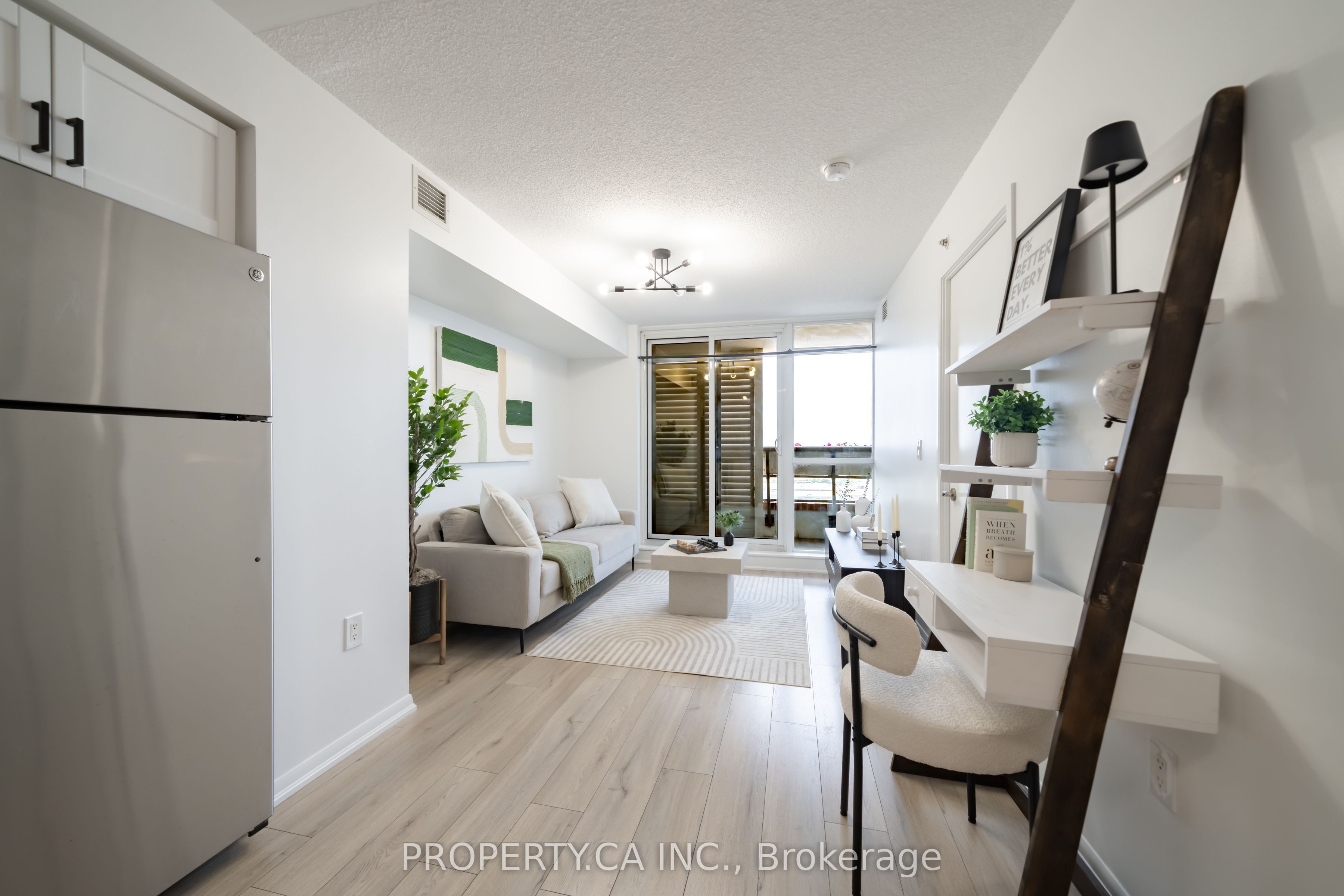 830 Lawrence Avenue 1201, Toronto, ON M6A 0A2 photo 4