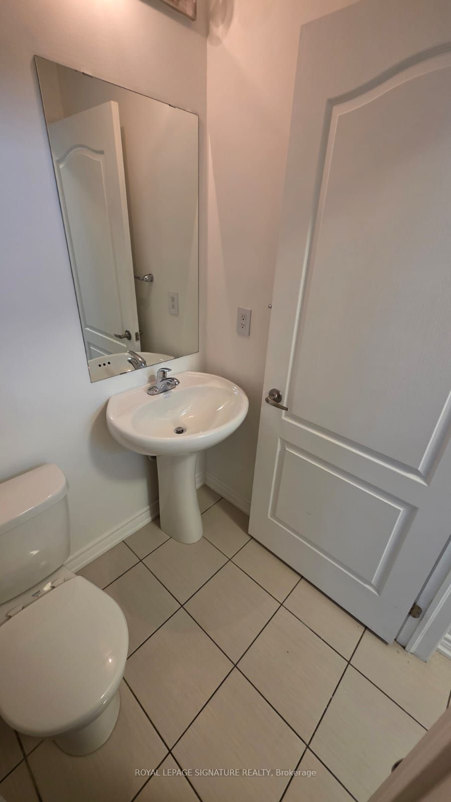 11 Applewood Lane 120, Toronto, ON M9C 0C1 photo 5