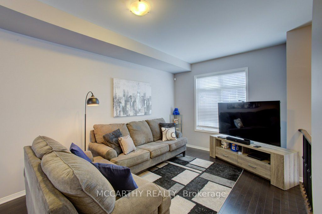60 First Street 14, Orangeville, ON L9W 2E4 photo 5