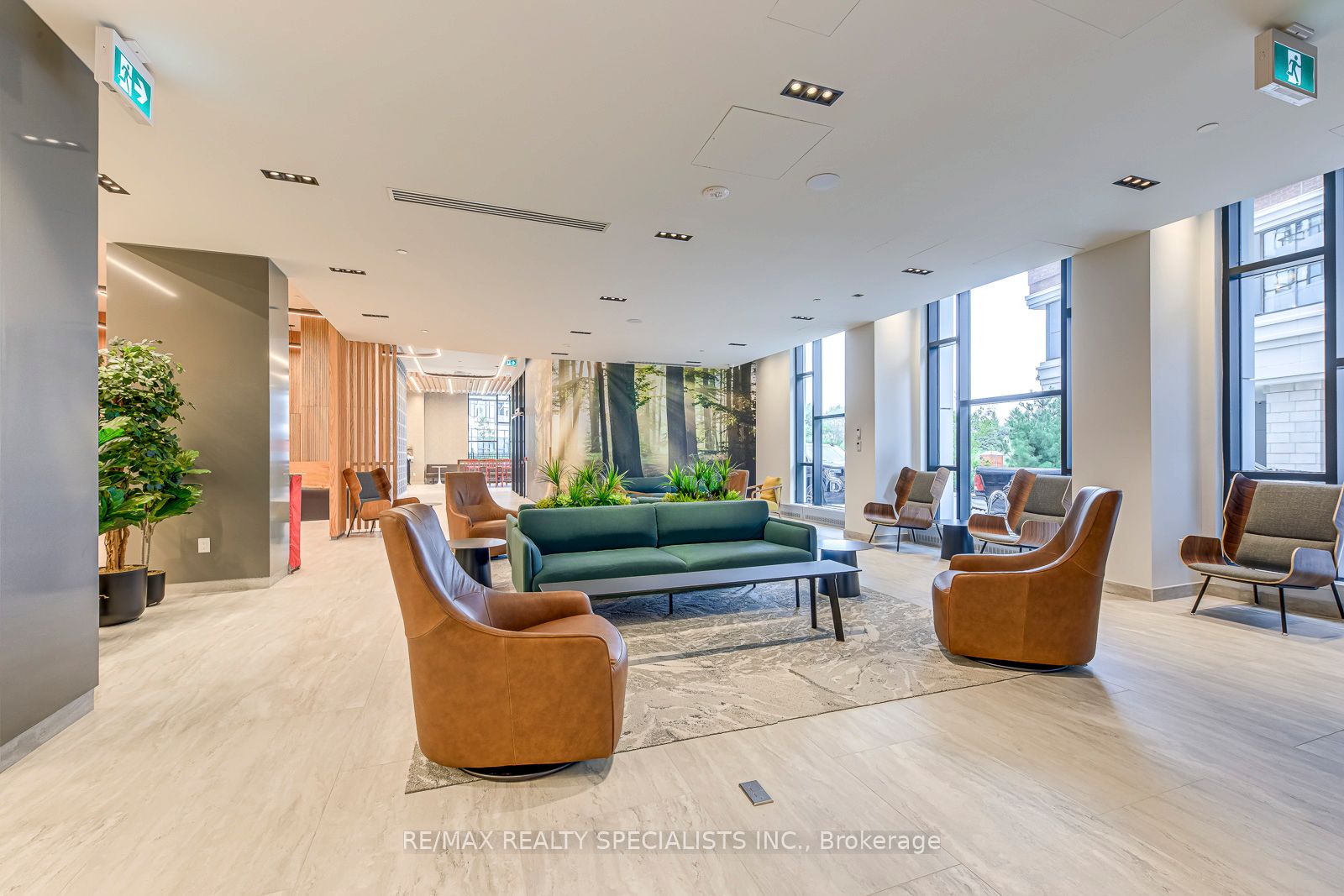 2485 EGLINTON Avenue 1018, Mississauga, ON L5M 2T1 photo 3