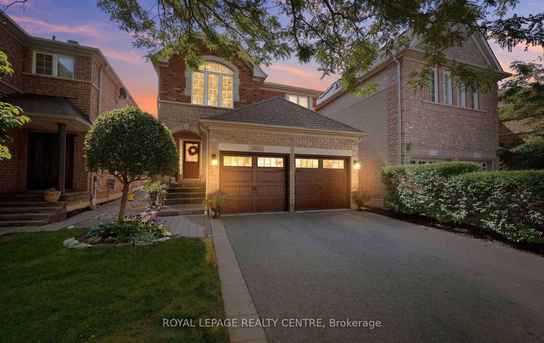 3092 Owls Foot Drive, Mississauga, ON L5M 6T8 photo 2