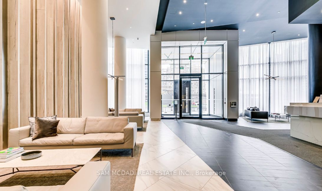 3900 Confederation Parkway 4209, Mississauga, ON L5B 0M3 photo 4