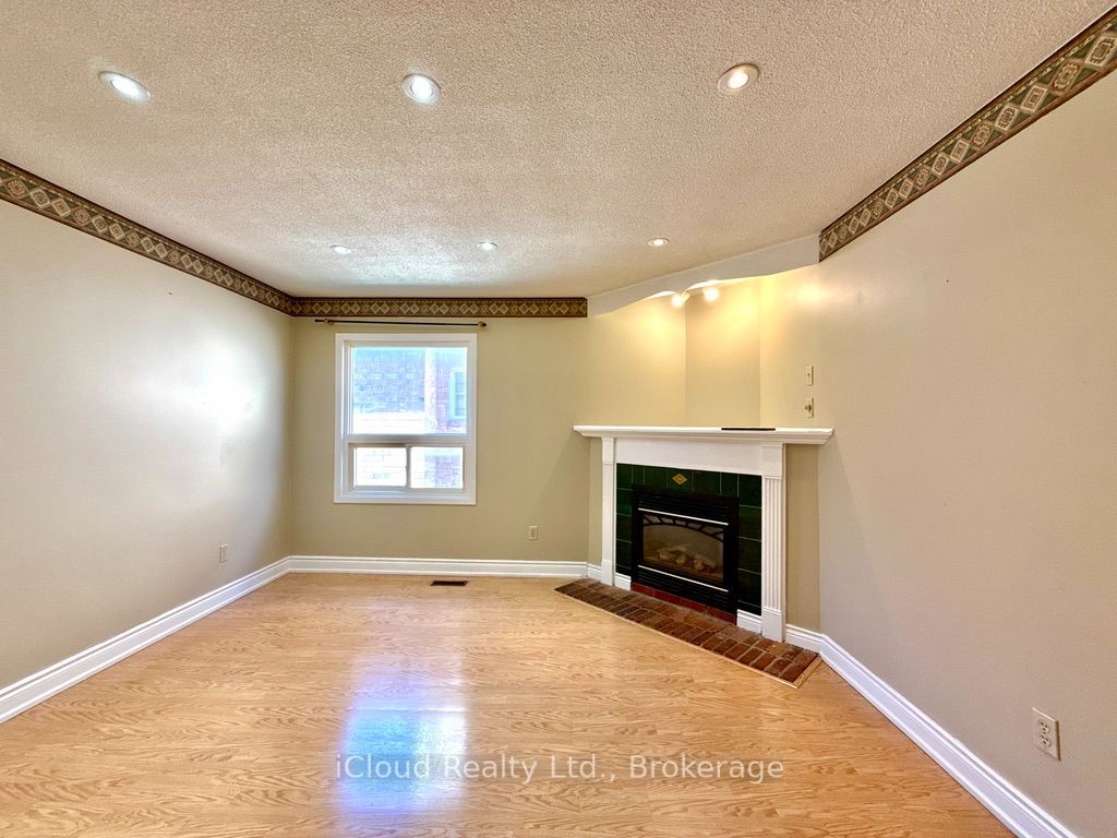 3 Dorking Drive, Brampton, ON L6Z 3R2 photo 3