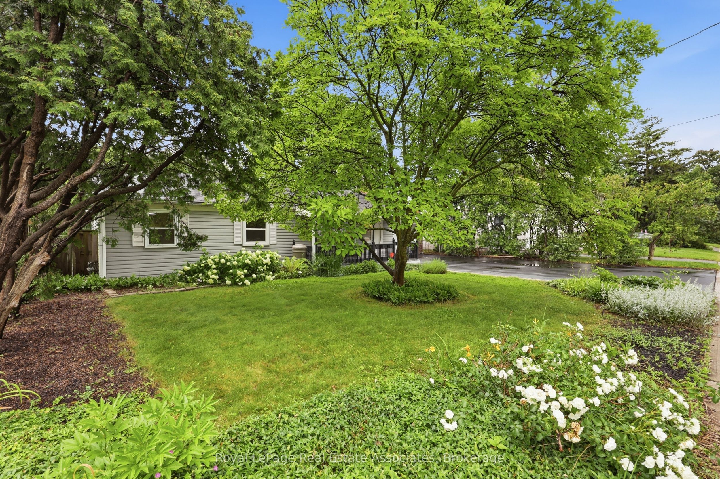 1924 Balsam Avenue, Mississauga, ON L5J 1L2 photo 4