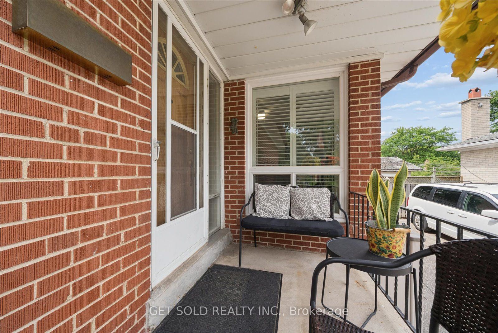 32 Checkendon Drive, Toronto, ON M9W 2Y9 photo 3