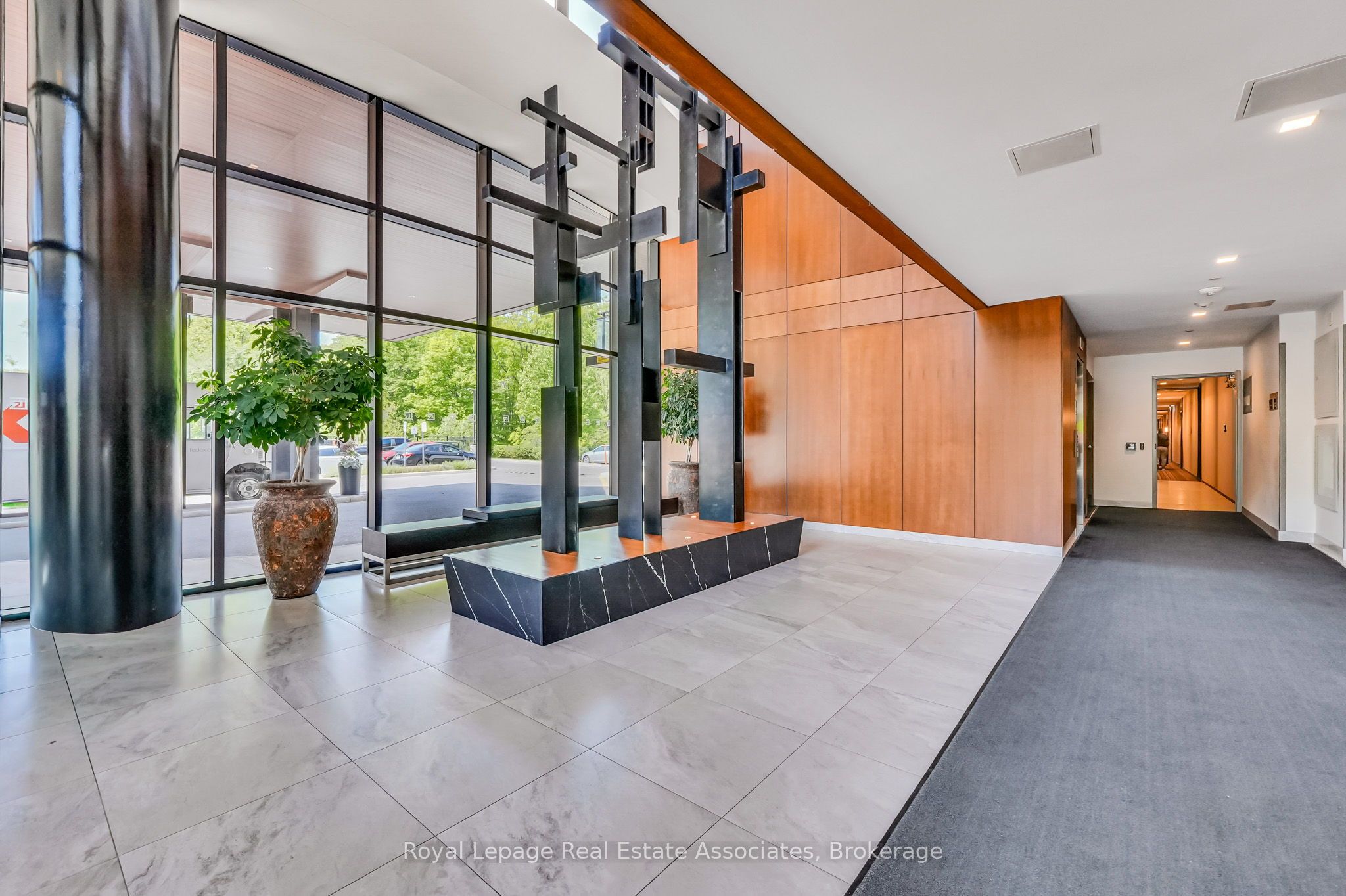 1575 Lakeshore Road W GR26, Mississauga, ON L5J 0B1 photo 4