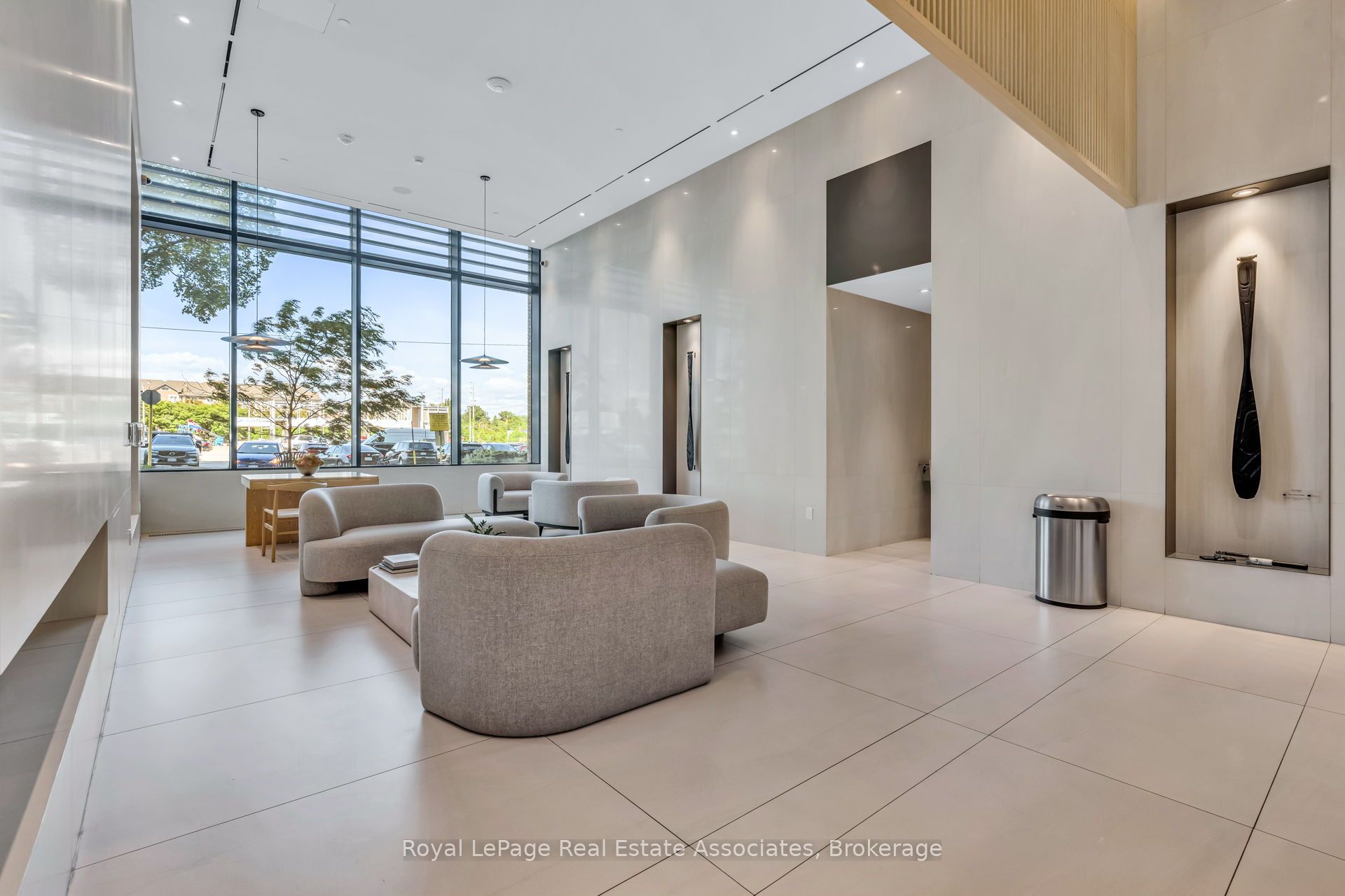 28 Ann Street 414, Mississauga, ON L5G 0E1 photo 5