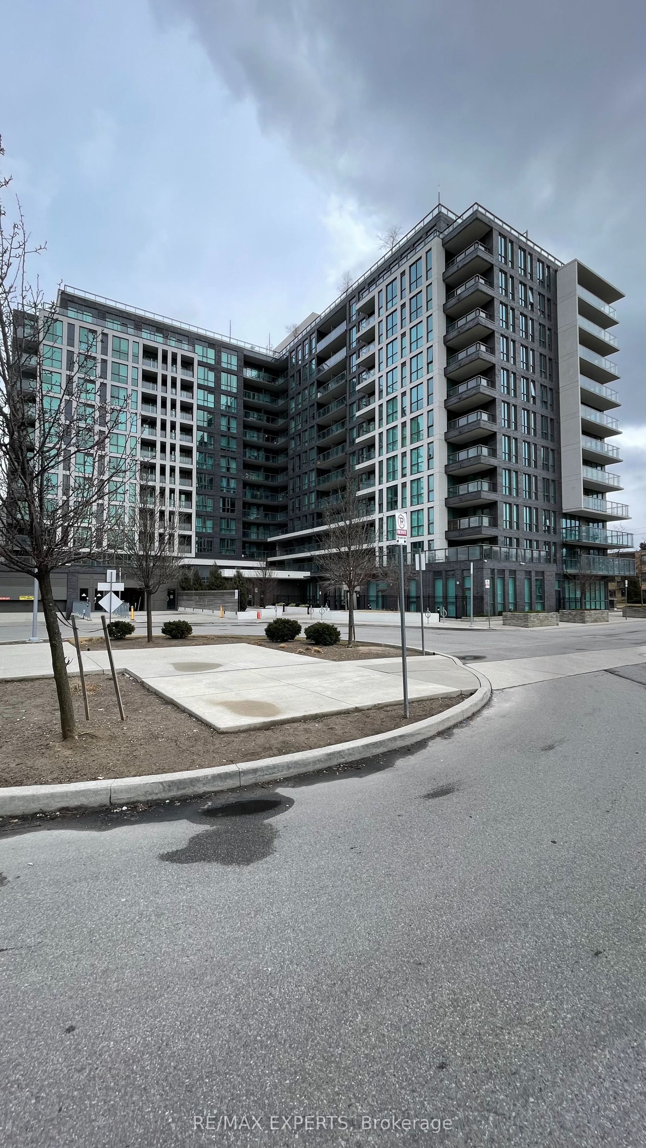 80 Esther Lorrie Drive 708, Toronto, ON M9W 0C6
