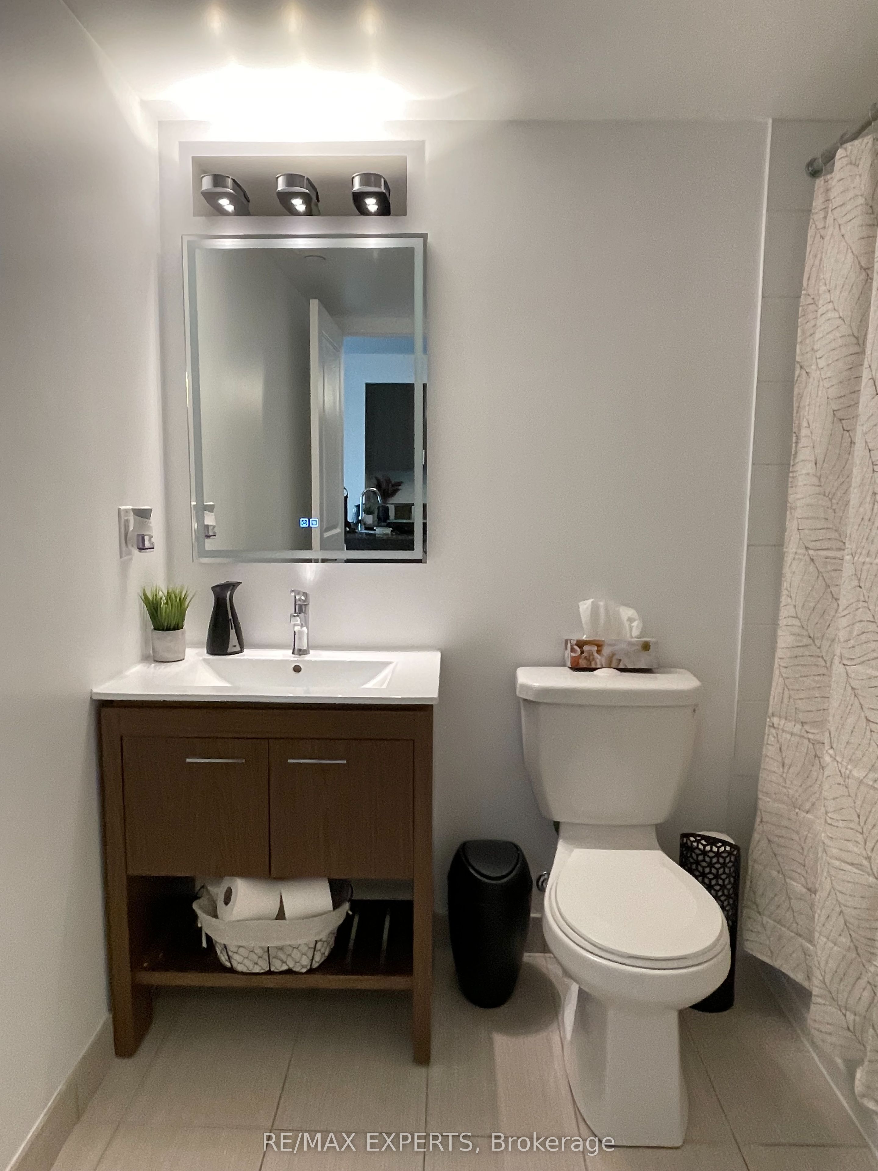 80 Esther Lorrie Drive 708, Toronto, ON M9W 0C6 photo 5
