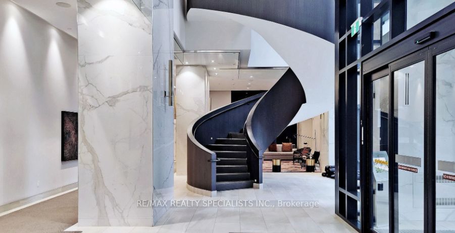7 mabelle Avenue 2703, Toronto, ON M9A 0C9 photo 3