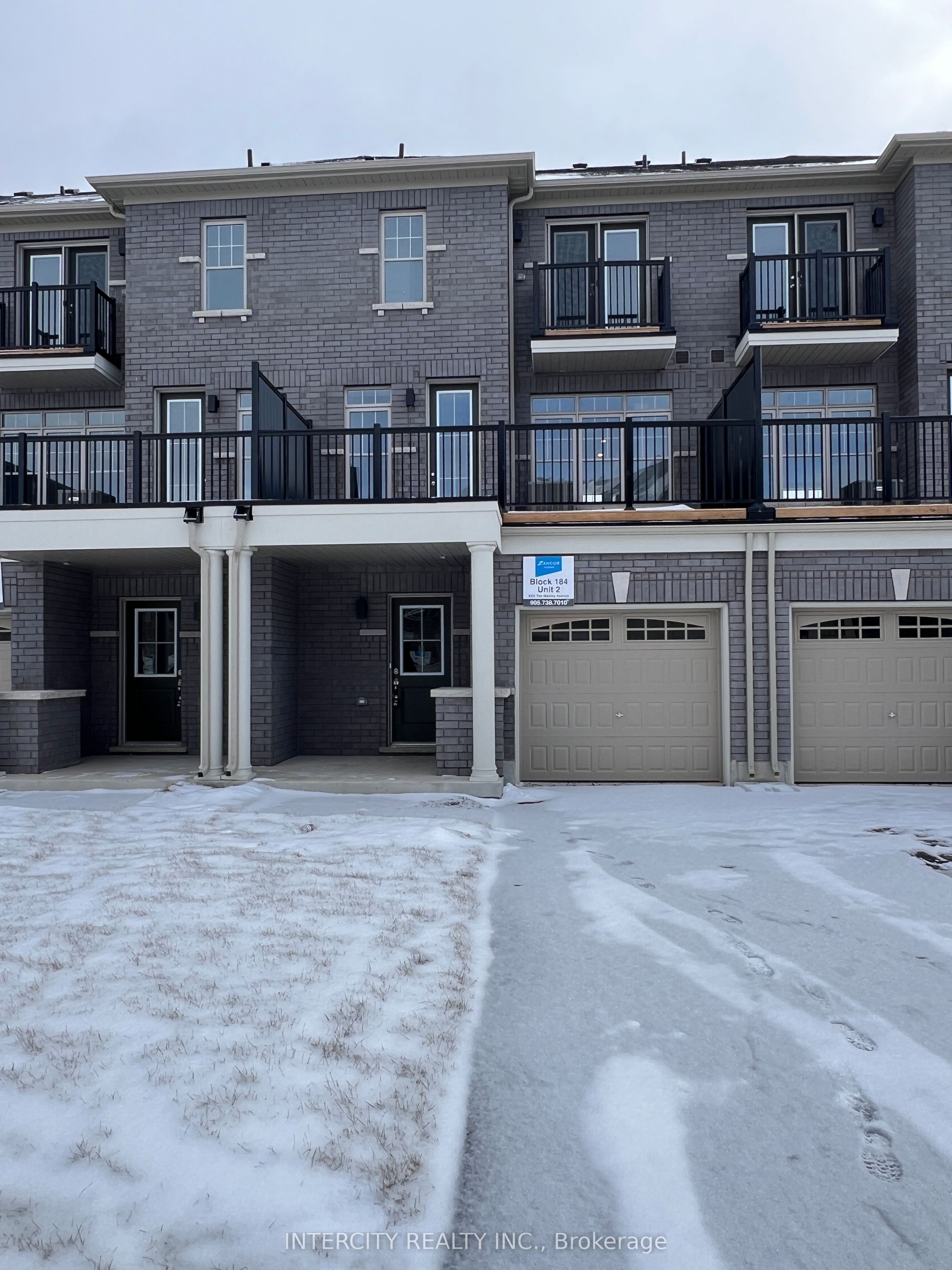 392 Tim Manley Avenue, Caledon, ON L7C 1Z9 photo 2