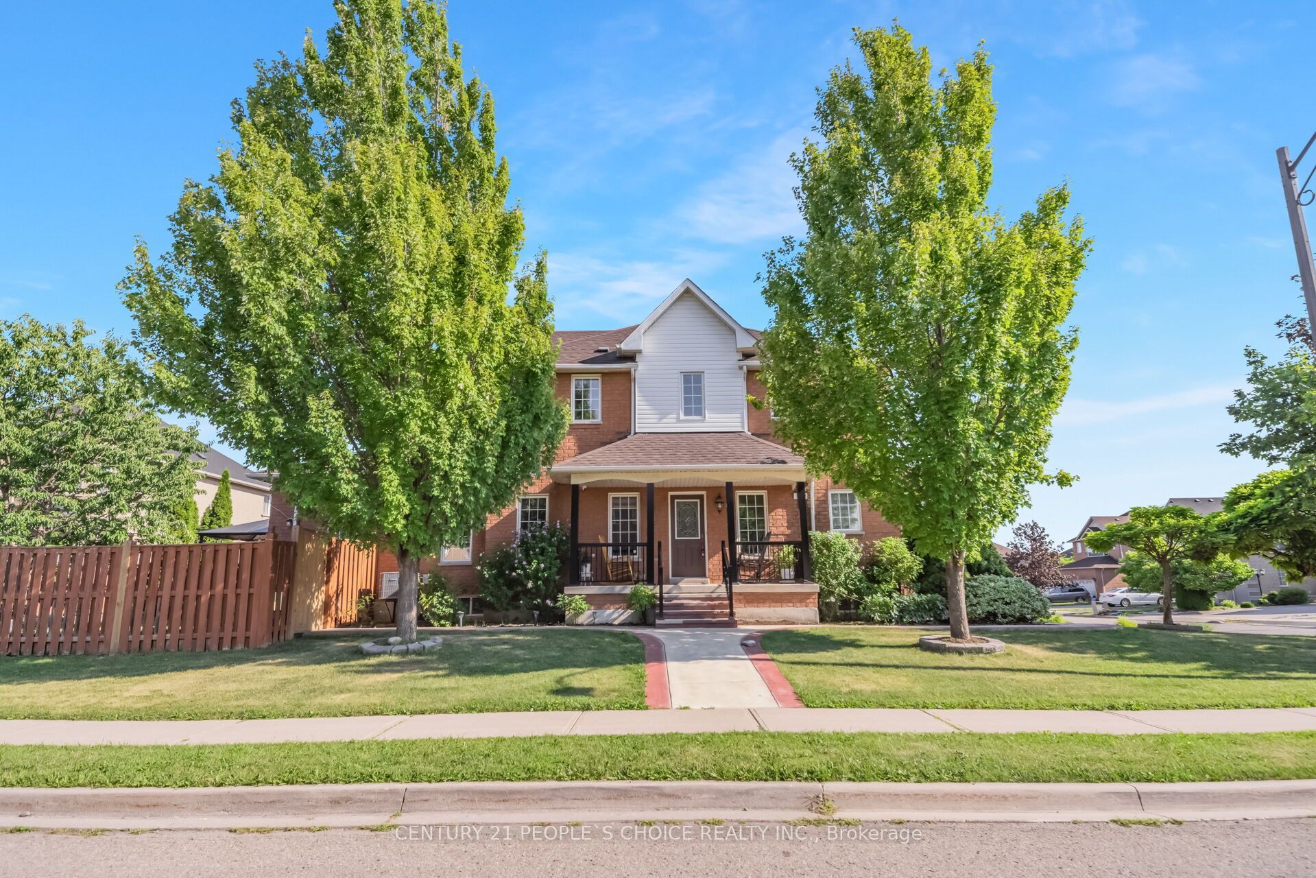 7448 Village Walk, Mississauga, ON L5W 2V7 photo 2