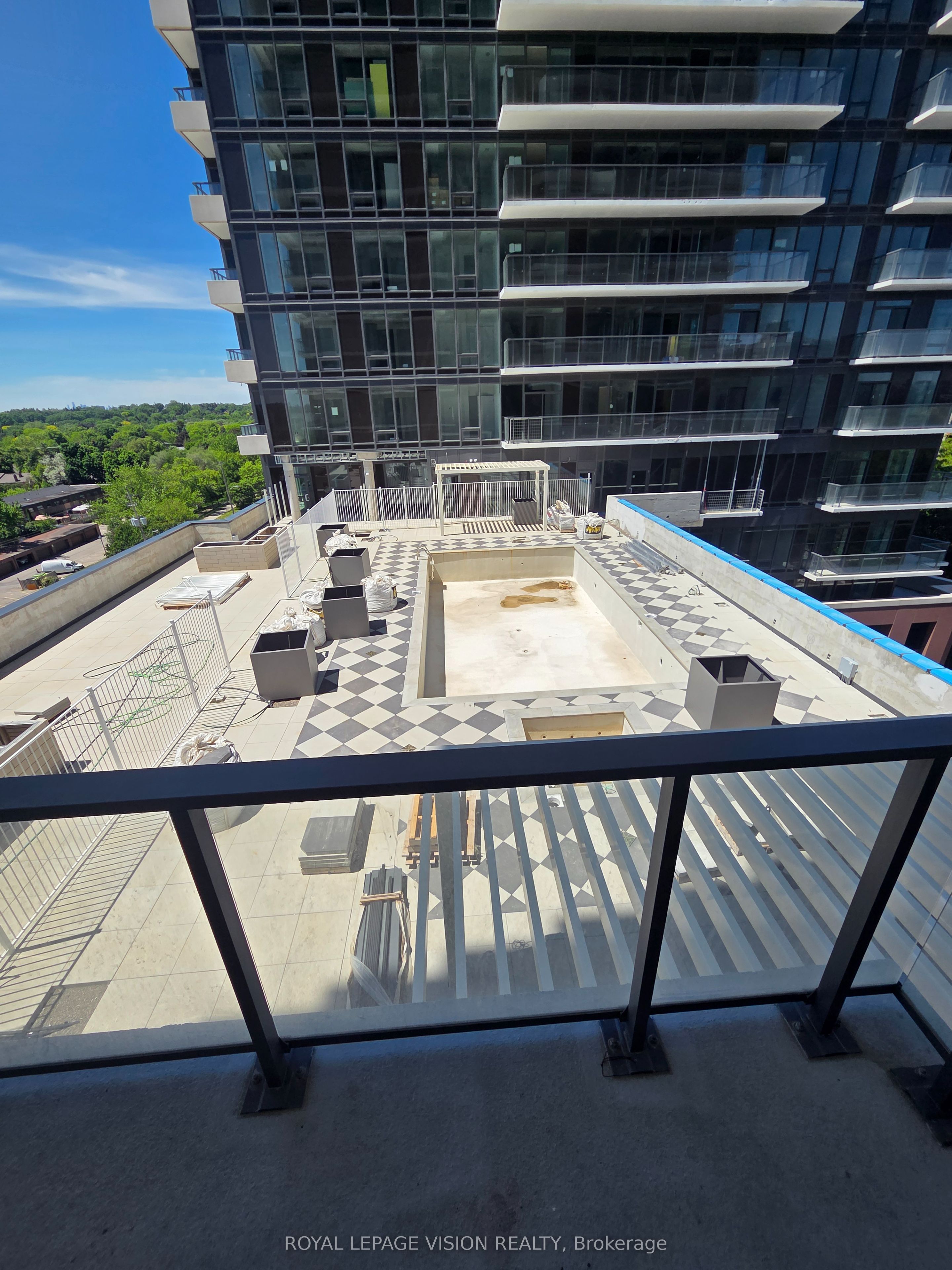 4010 Eglinton Avenue W 1112, Toronto, ON M9A 0G5 photo 2