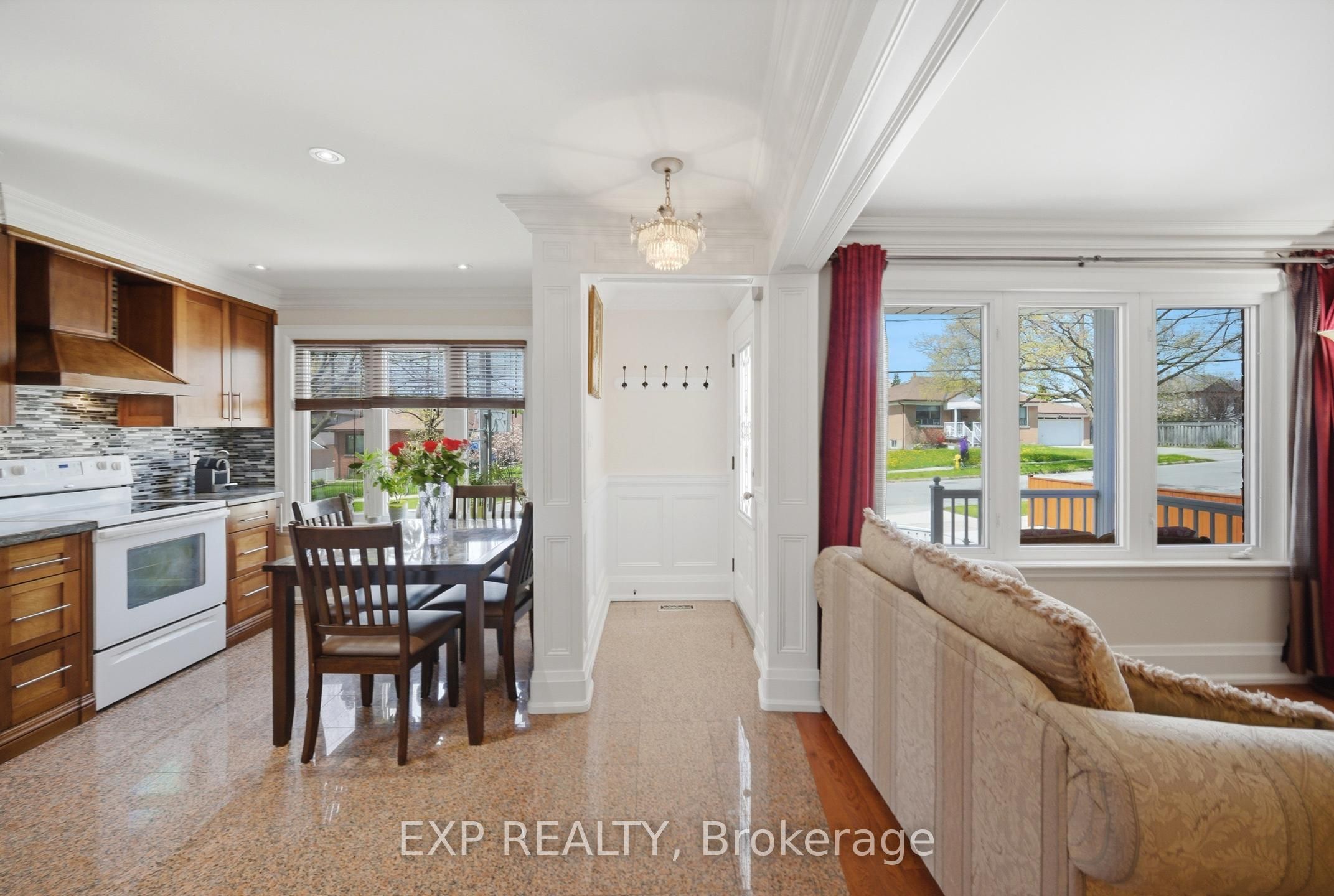 45 Flamborough Drive, Toronto, ON M6M 2R5 photo 3