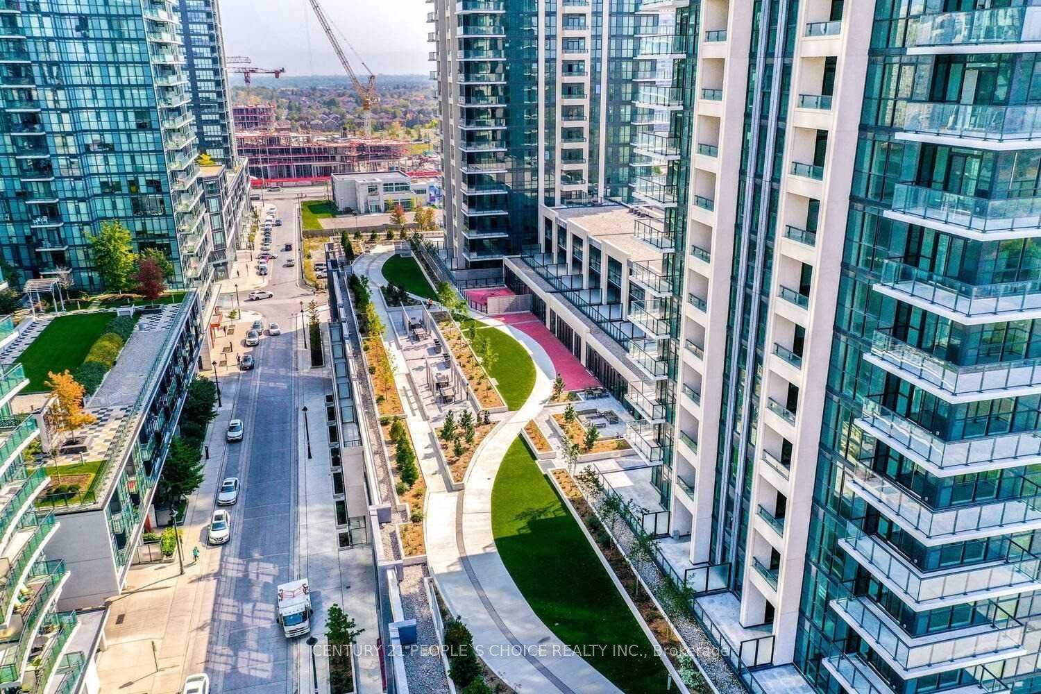 4055 Parkside Village Drive 1821, Mississauga, ON L5B 0K0 photo 3
