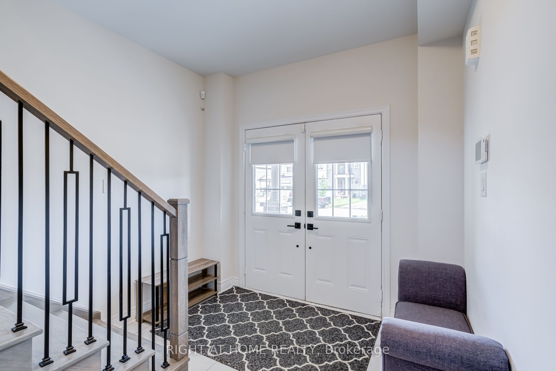 51 Rosewell Crescent, Halton Hills, ON L7G 0N4 photo 4