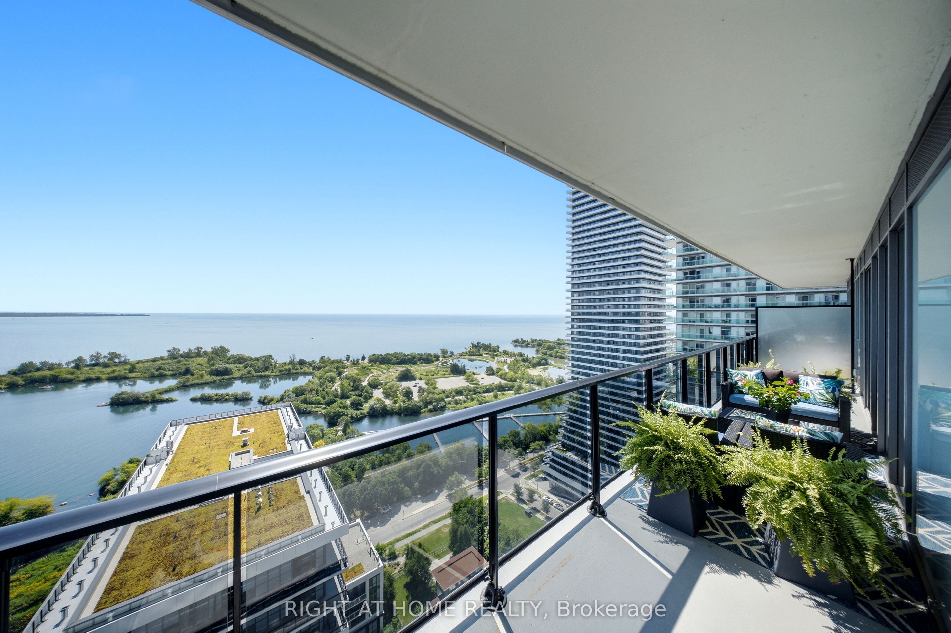 70 Annie Craig Drive 2605, Toronto, ON M8V 0G2 photo 4