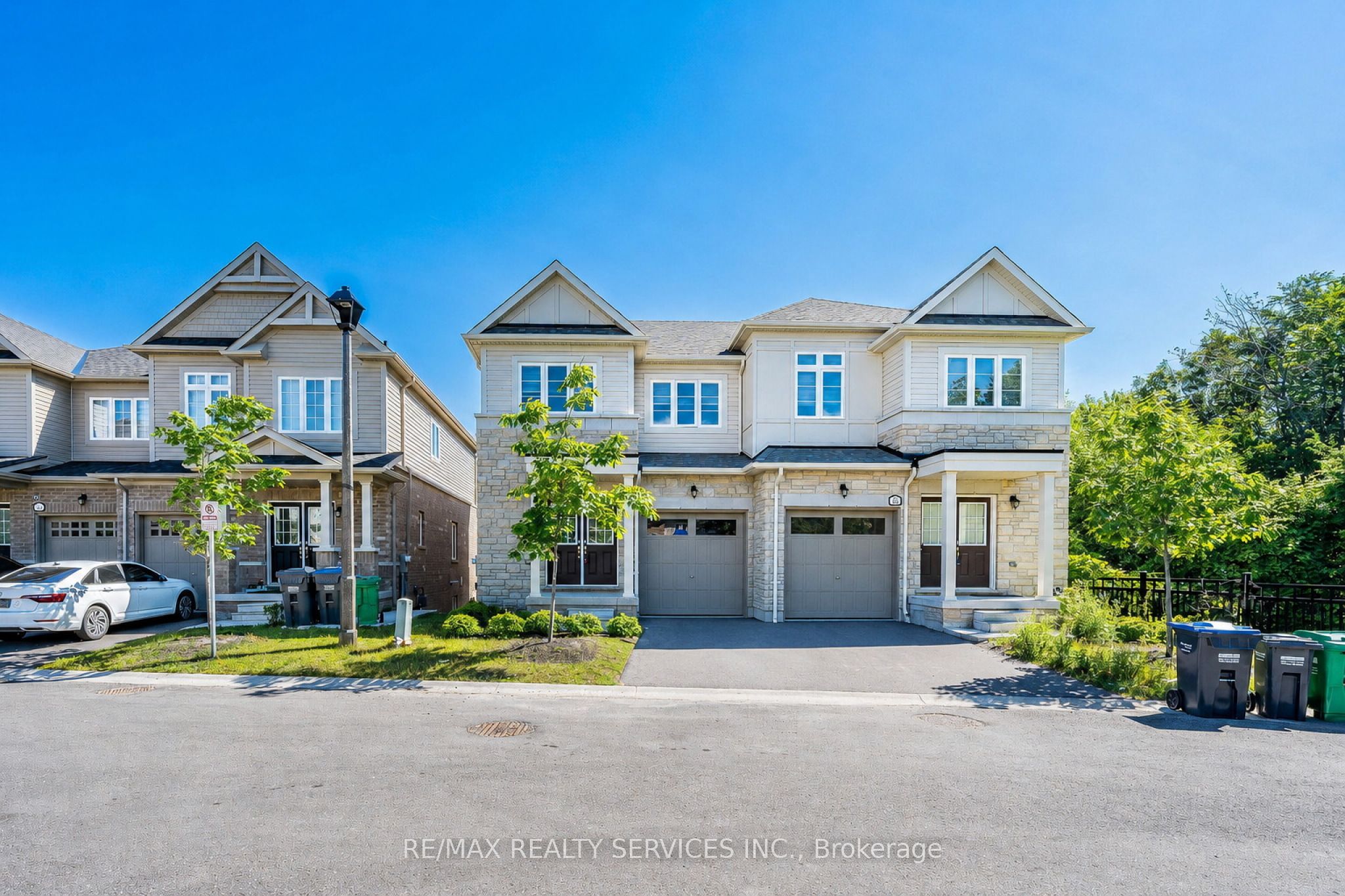 60 Brixham Lane, Brampton, ON L7A 5K2 photo 3
