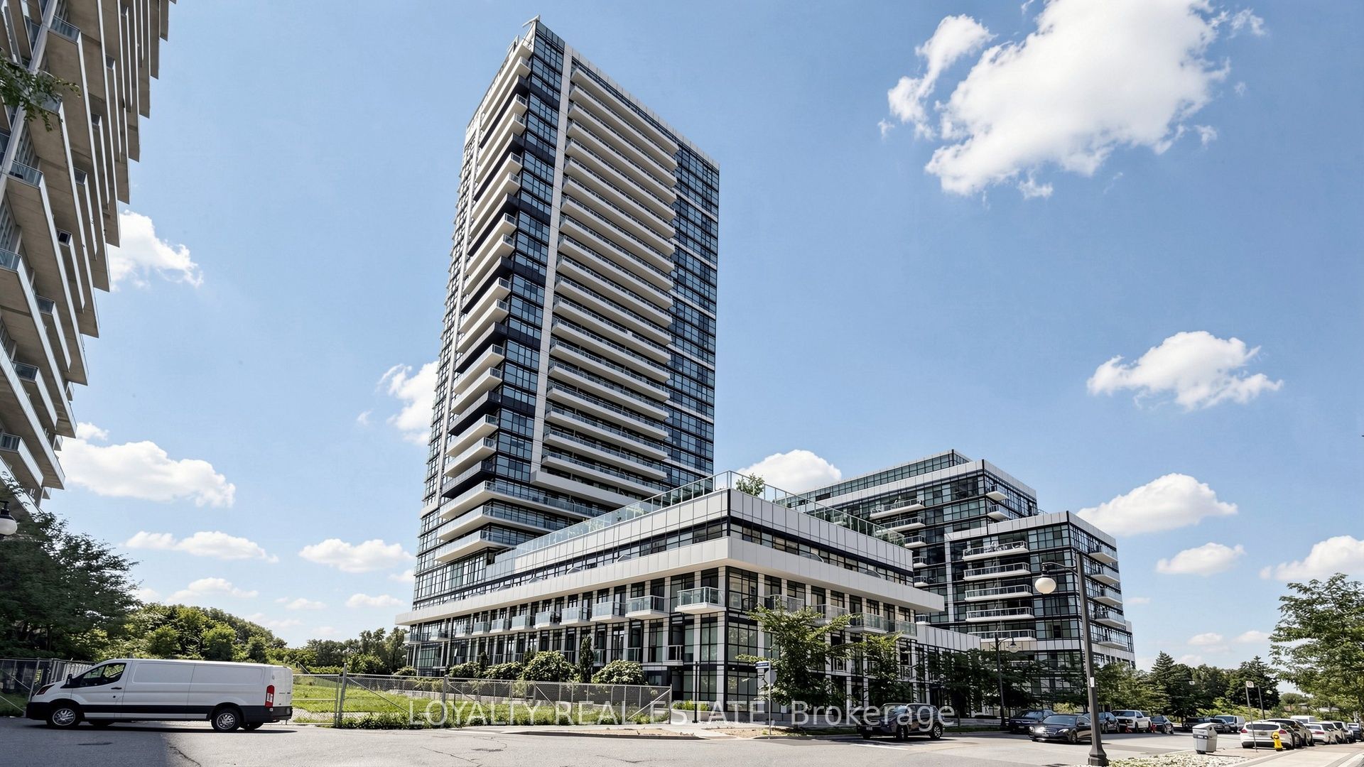 251 Manitoba Street 2709, Toronto, ON M8Y 0C7 photo 2