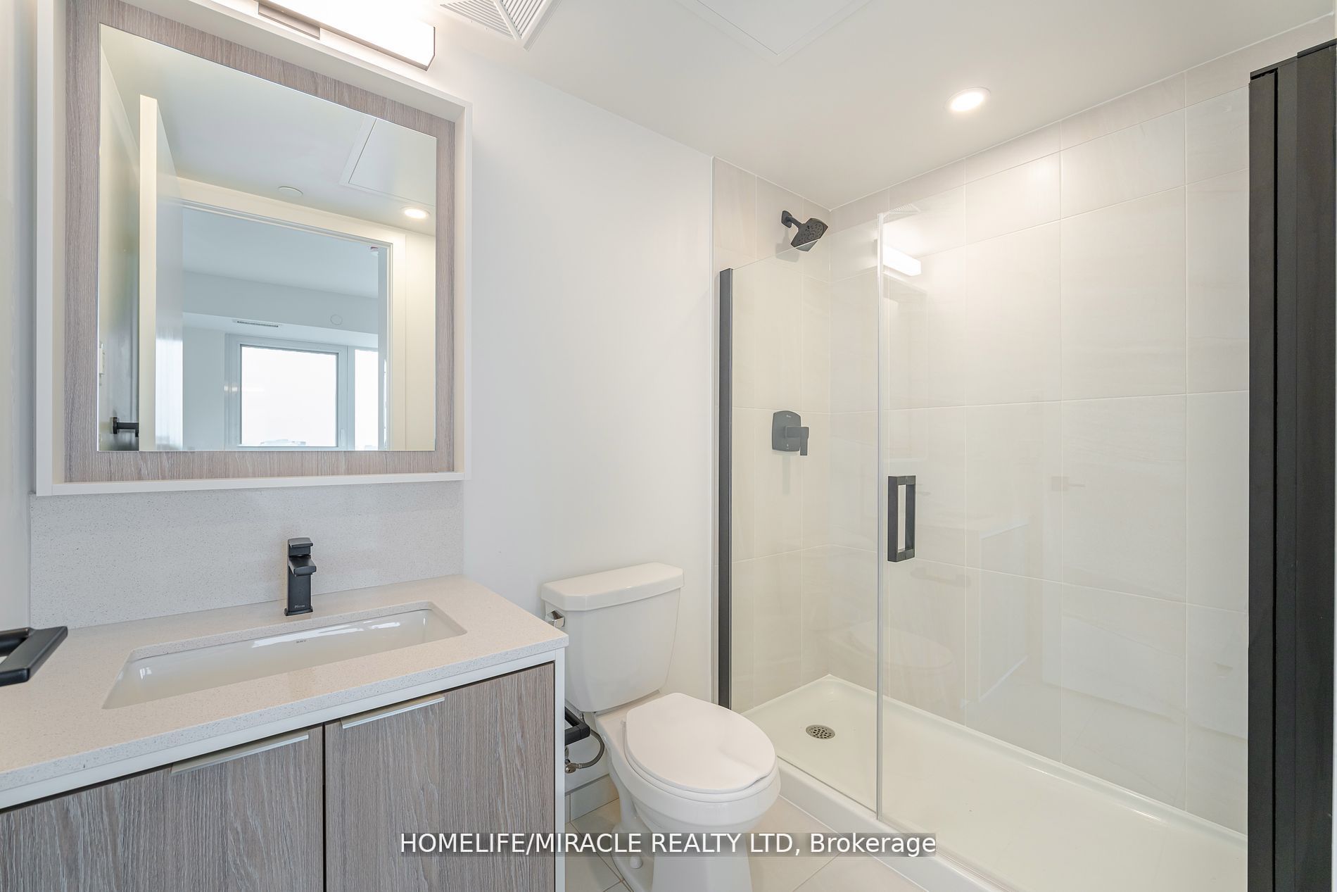 36 Zorra Street 327, Toronto, ON M8Z 0G9 photo 4