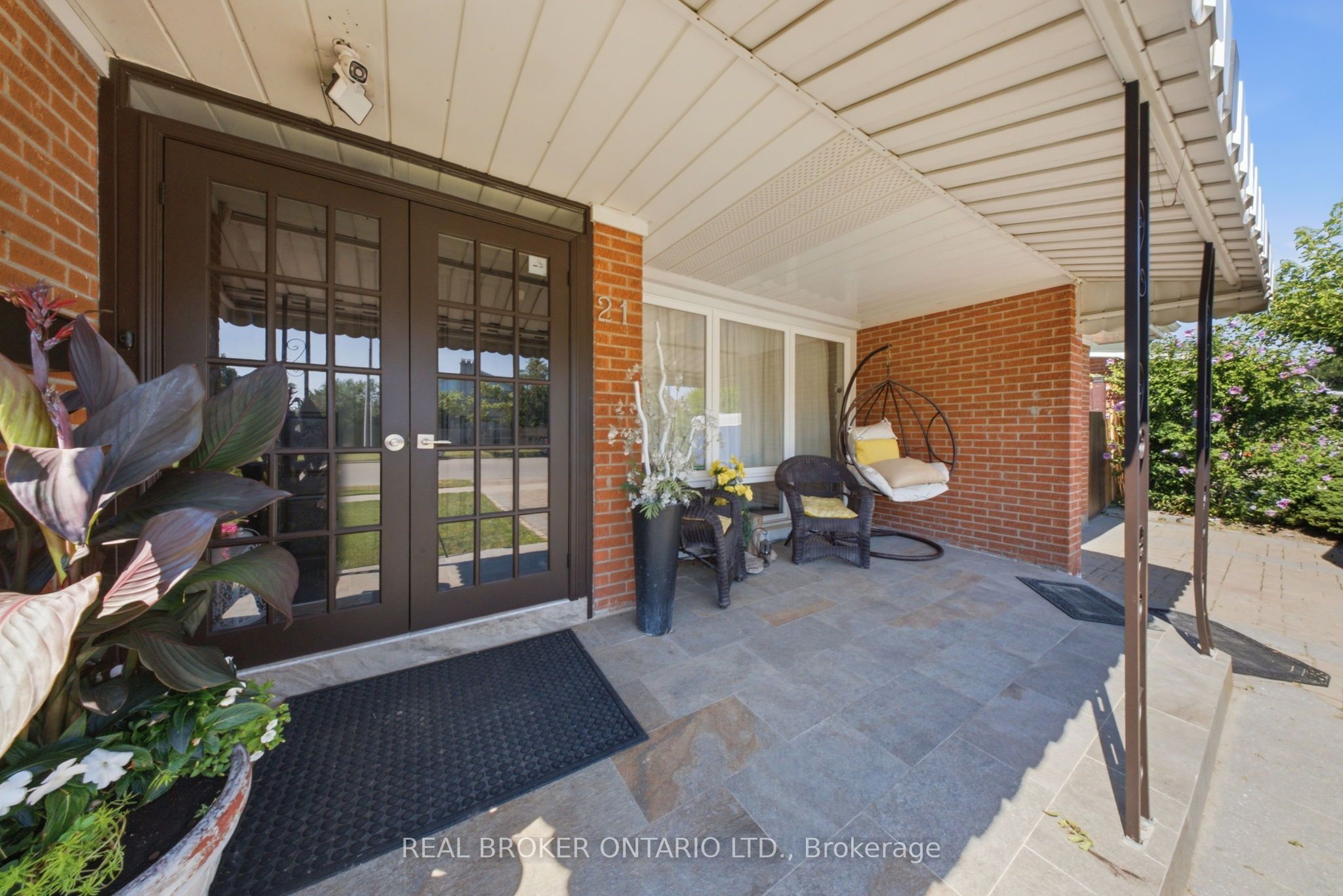21 Kendleton Drive, Toronto, ON M9V 1T9 photo 2