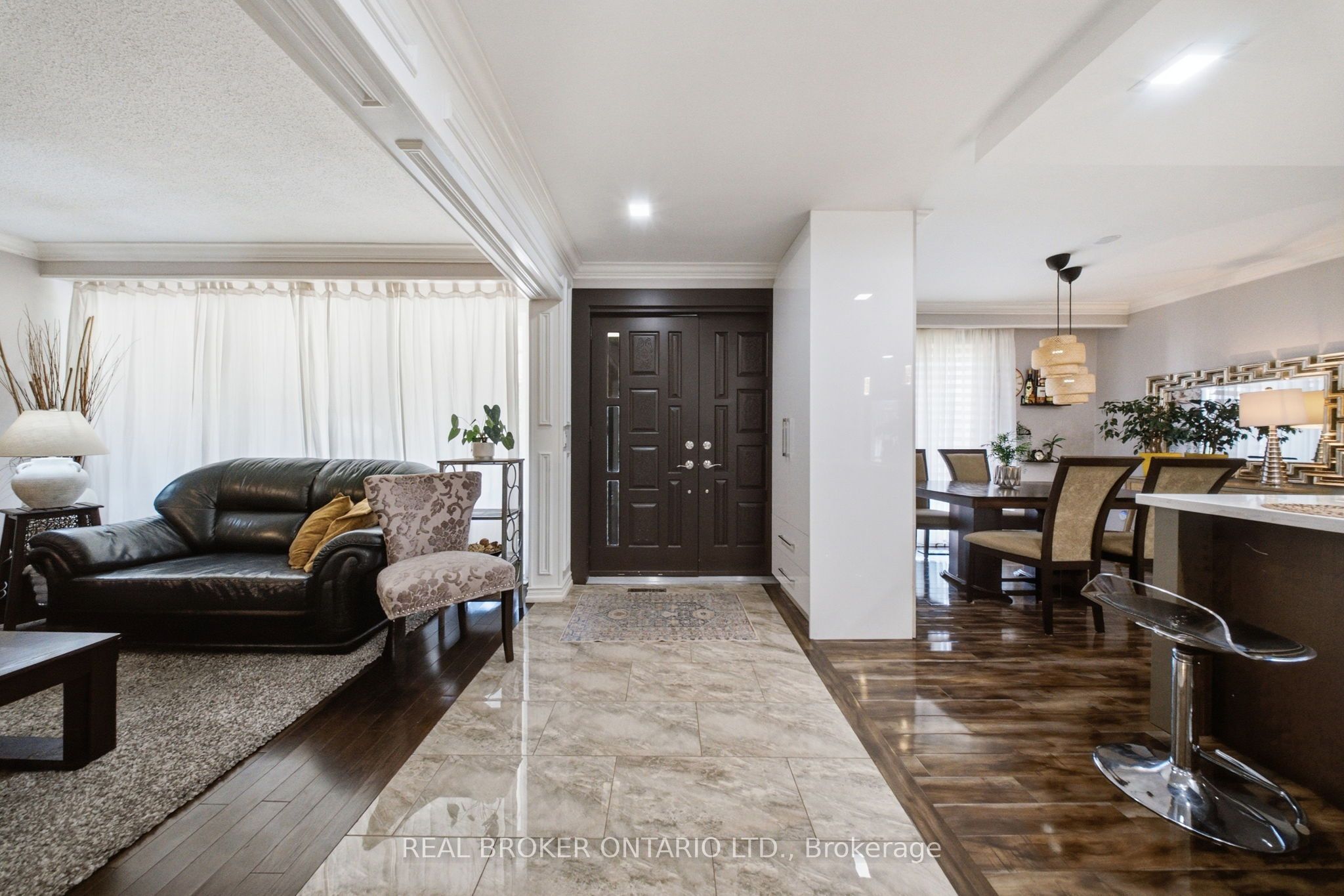 21 Kendleton Drive, Toronto, ON M9V 1T9 photo 3