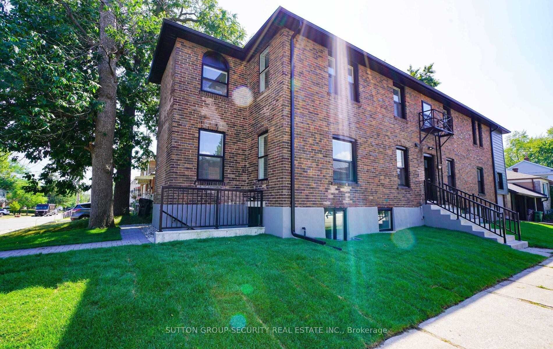 92 Twelfth Street 6, Toronto, ON M8V 5H1 photo 2