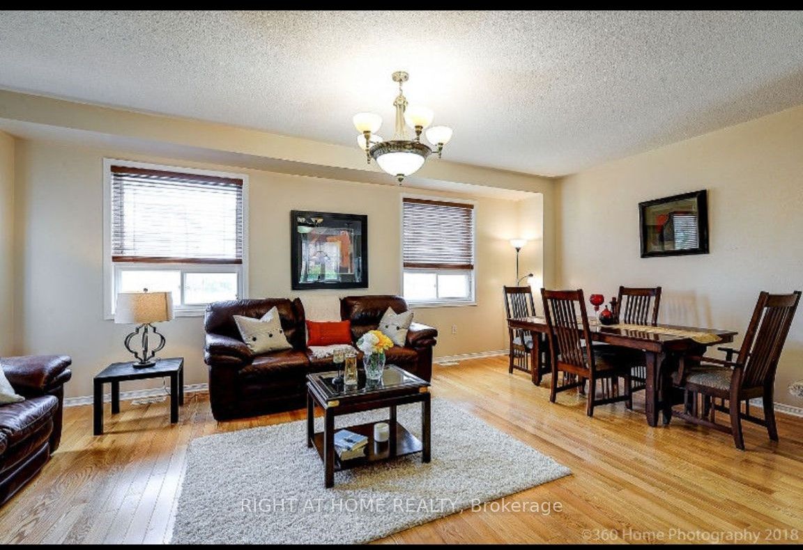 7155 Magistrate Terrace 44, Mississauga, ON L5W 1Y8 photo 5