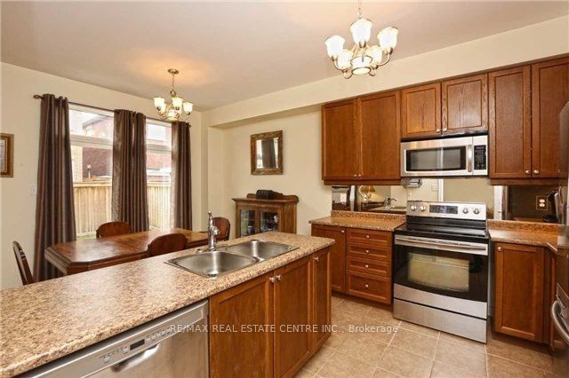 43 Joywill Court, Brampton, ON L7A 3T8 photo 3
