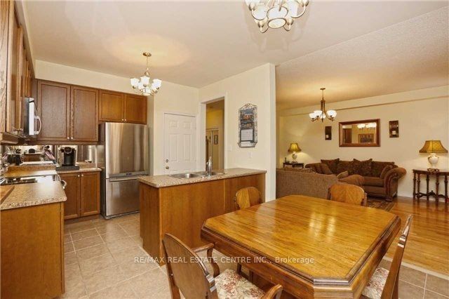 43 Joywill Court, Brampton, ON L7A 3T8 photo 4