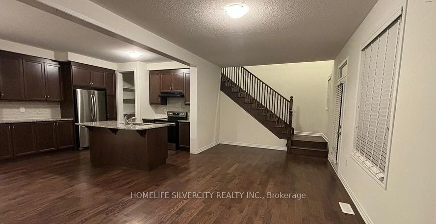 39 Boothill Drive, Brampton, ON L7A 5E4 photo 3