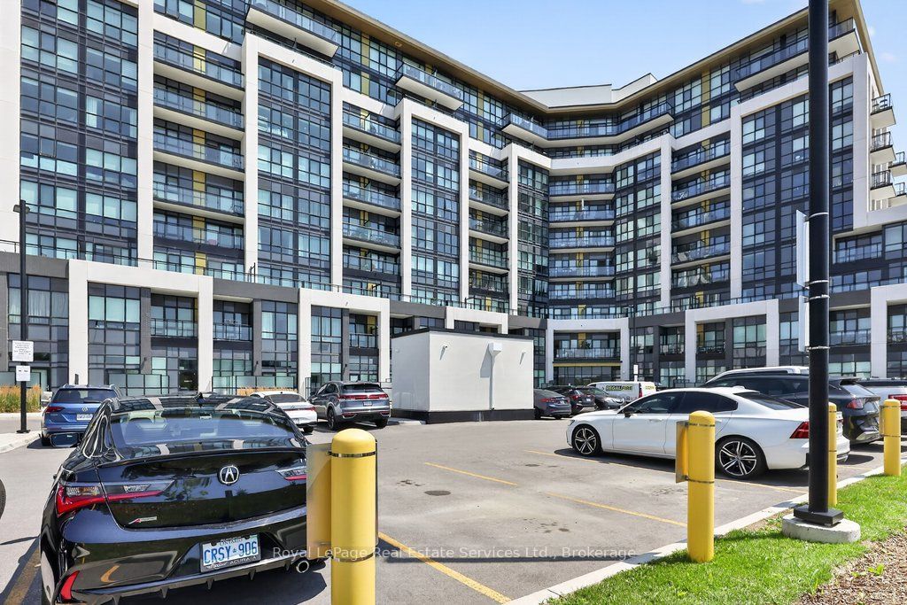 405 Dundas Street W 332, Oakville, ON L6M 4M2 photo 4
