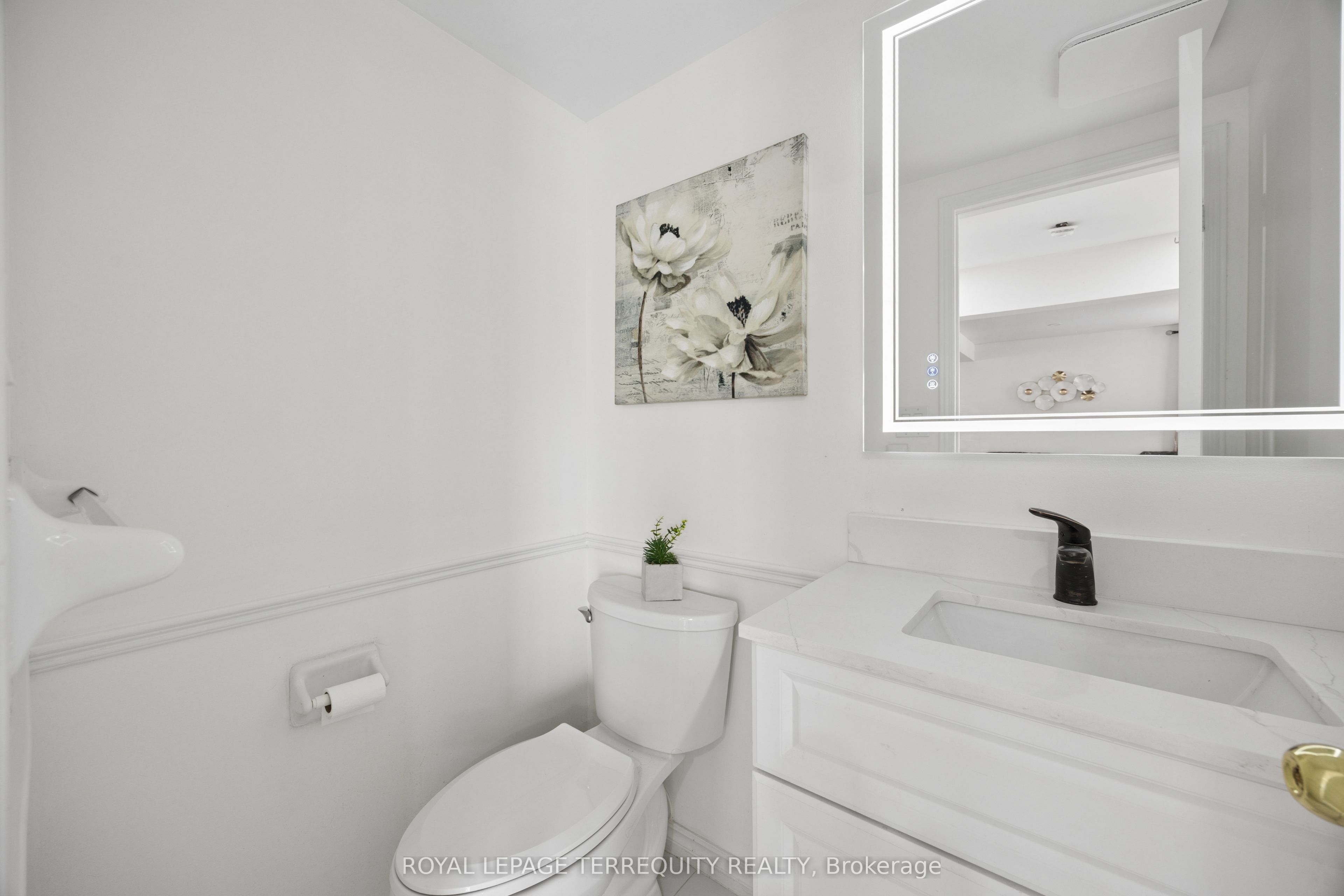 7339 Black Walnut Trail, Mississauga, ON L5N 7M3 photo 4
