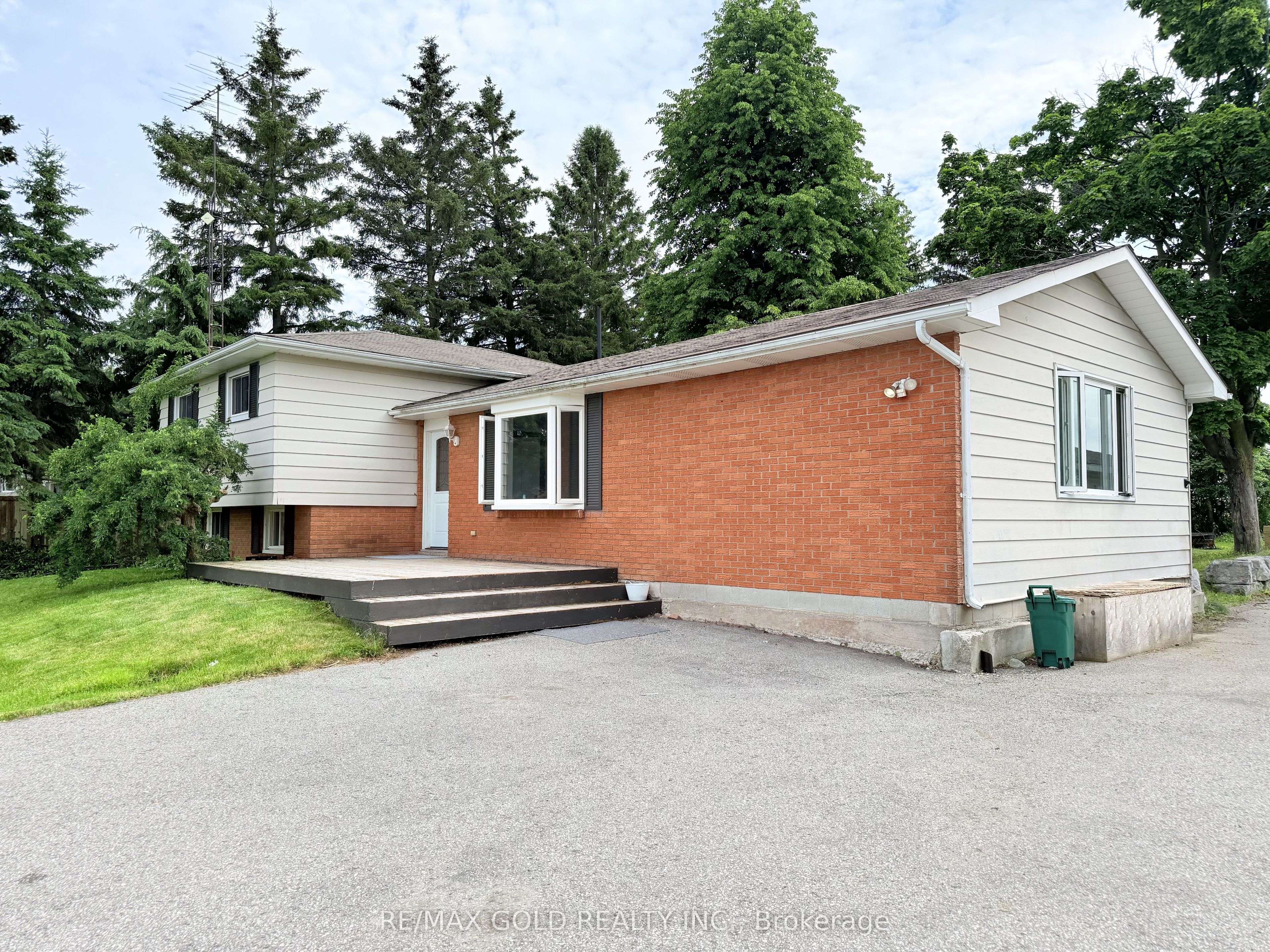 9456 Eighth Line, Halton Hills, ON L7G 4S5 photo 3