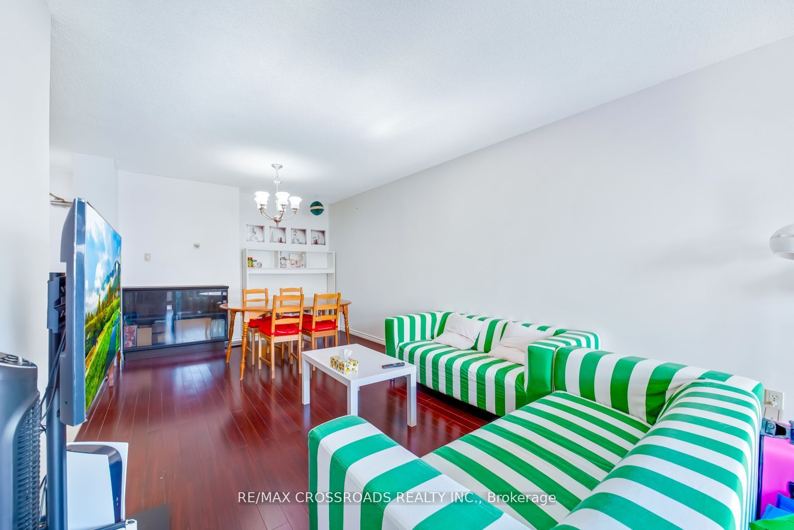 340 Dixon Road 1208, Toronto, ON M9R 1T1 photo 5