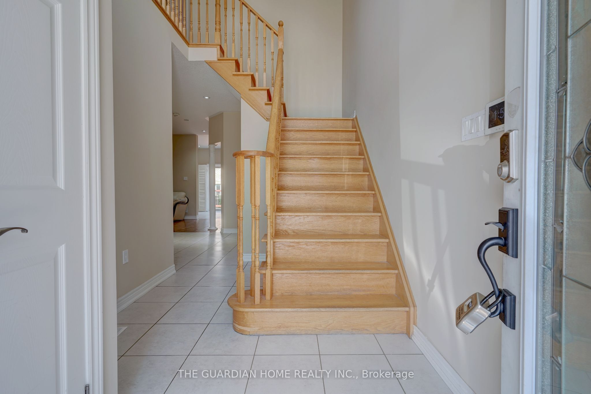 20 Barkwin Drive, Toronto, ON M9V 2W1 photo 3