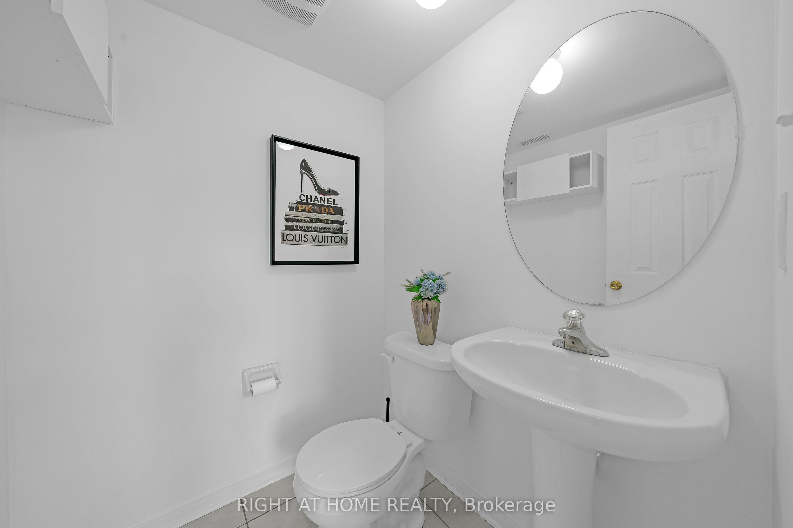 83 Odoardo Di Santo Circle, Toronto, ON M3L 0E9 photo 2