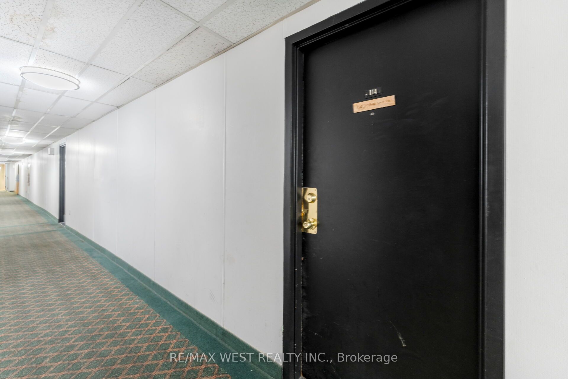 340 Dixon Road 114, Toronto, ON M9R 1T1 photo 3