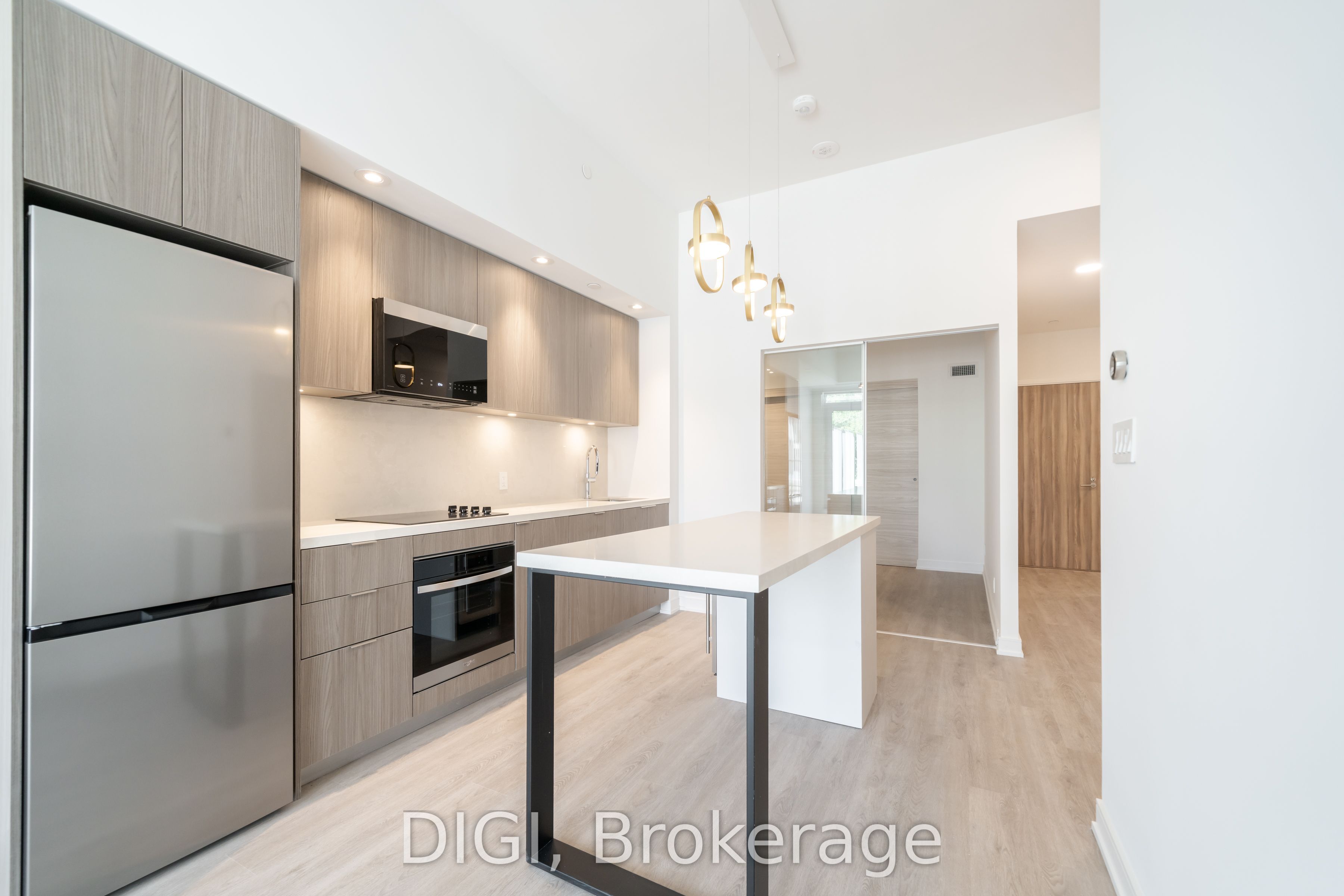 485 Perth Avenue W426, Toronto, ON M6N 0B9 photo 3