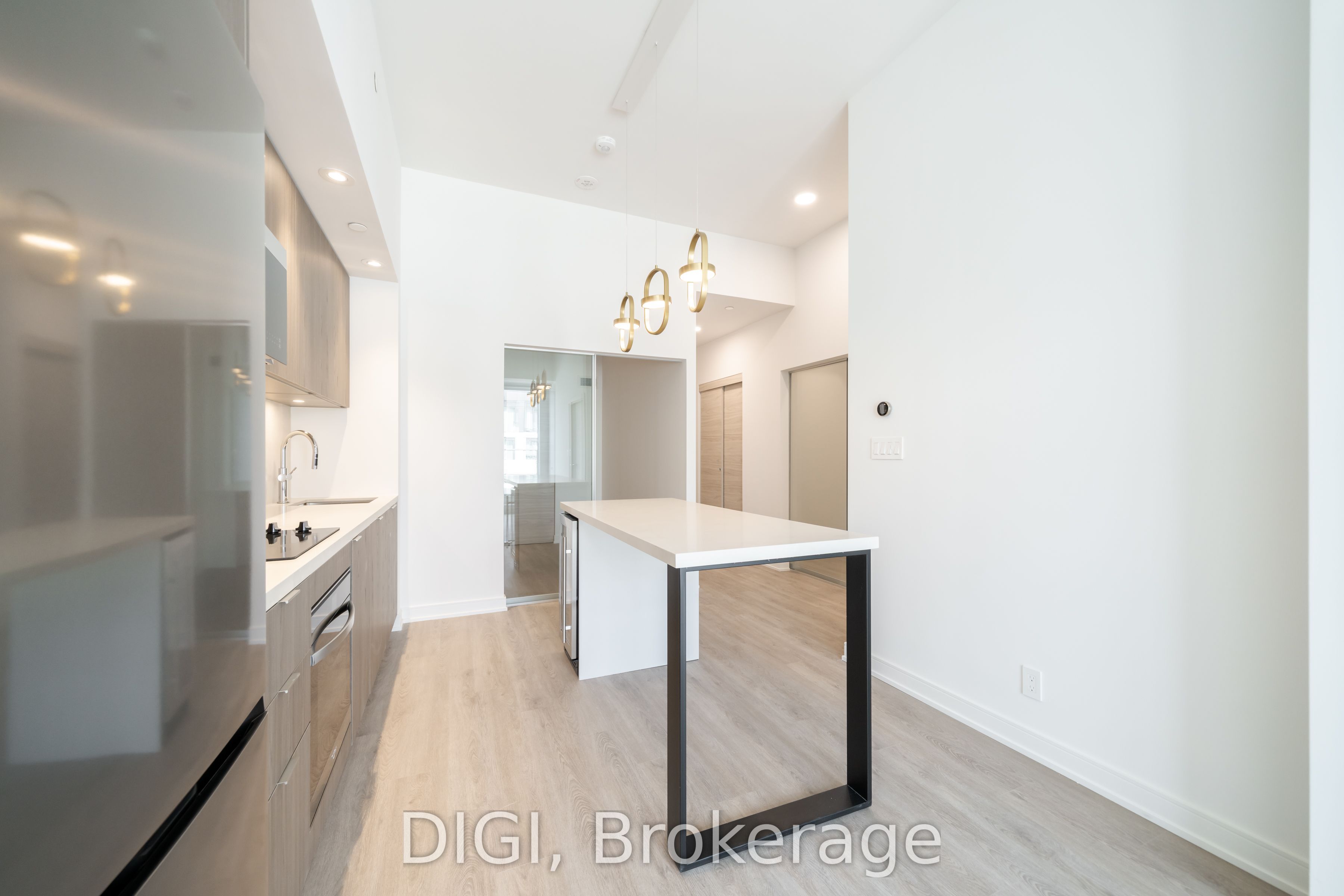 485 Perth Avenue W426, Toronto, ON M6N 0B9 photo 4