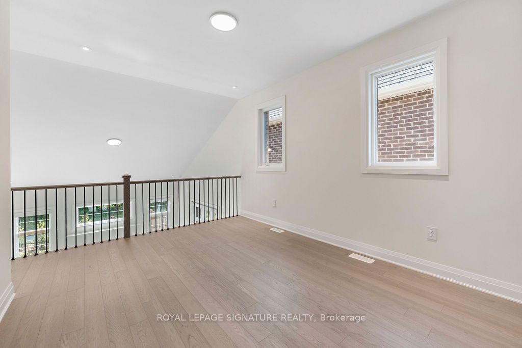 1191 Onyx Trail, Oakville, ON L6H 8A6