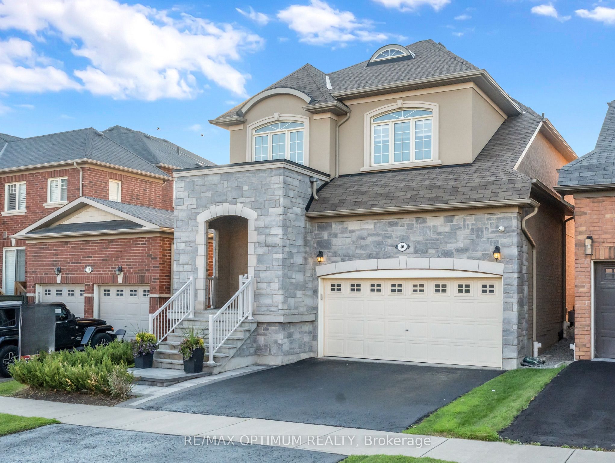 40 Attraction Drive, Brampton, ON L6Y 0C1 photo 4